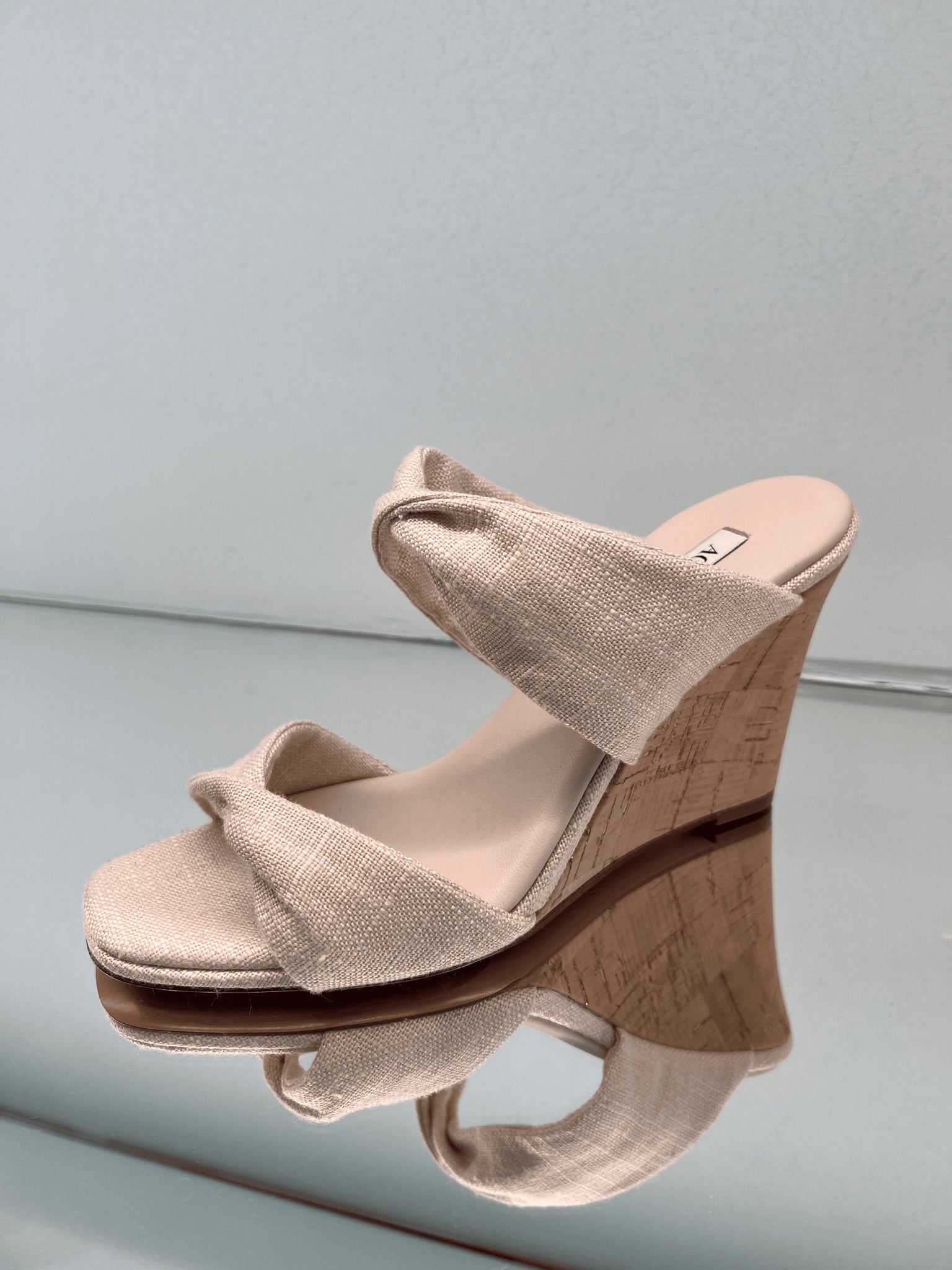 Aquazzura Damskie szpilki skórzane beżoweAquazzura