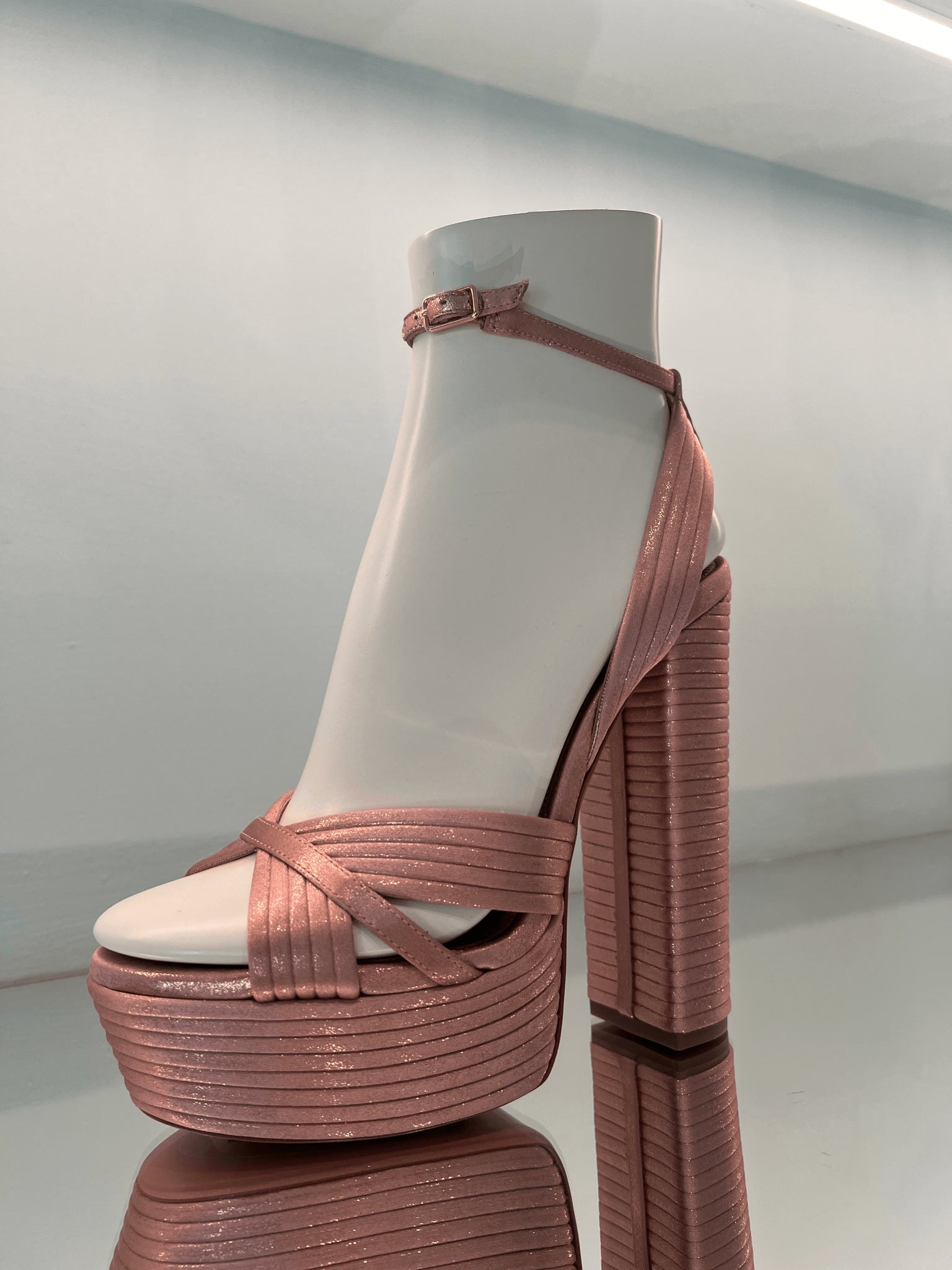 Aquazzura Pink Platform HeelsAquazzura