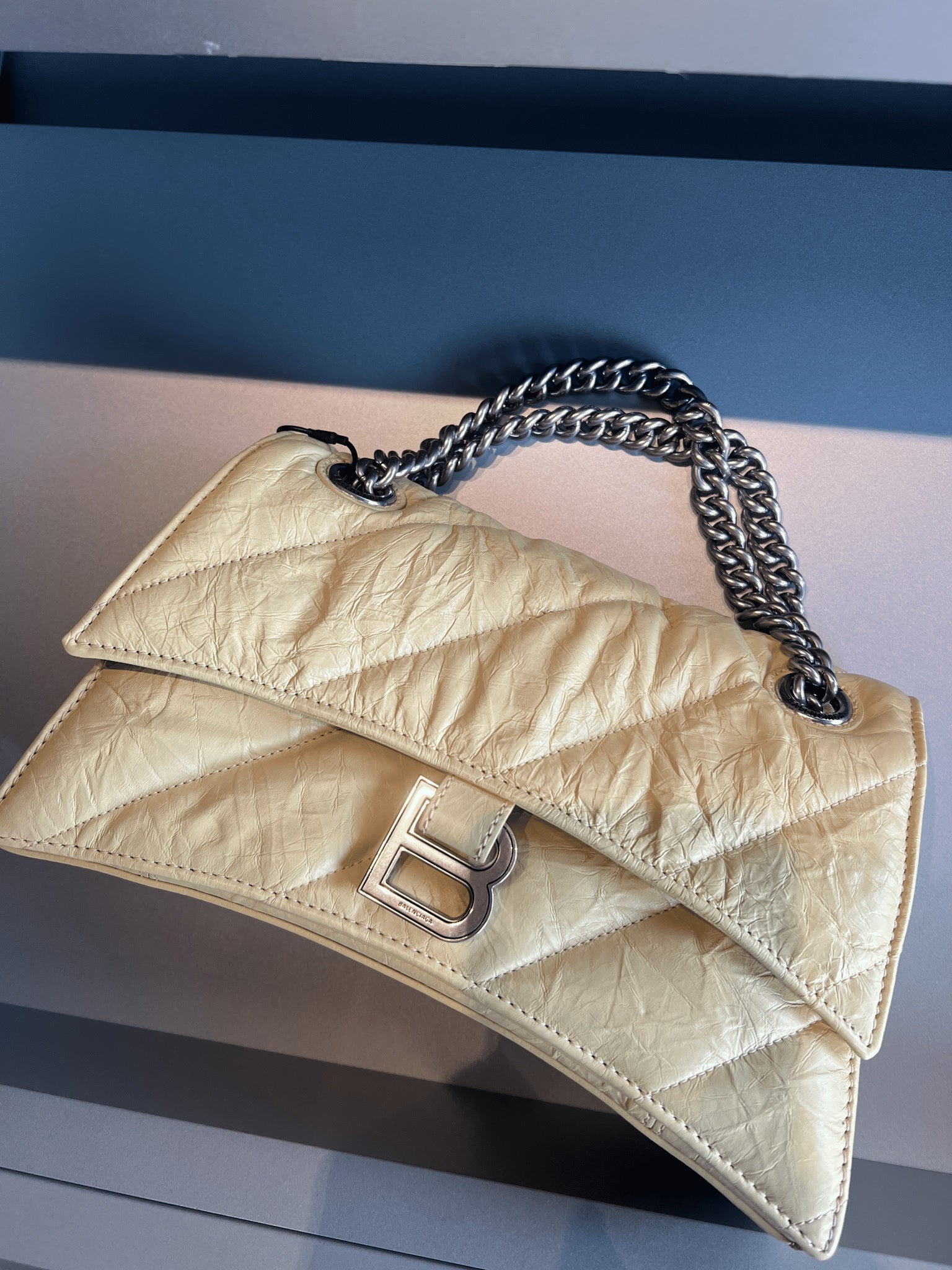 Balenciaga Damska torebka Crush Chain żółtyBalenciaga