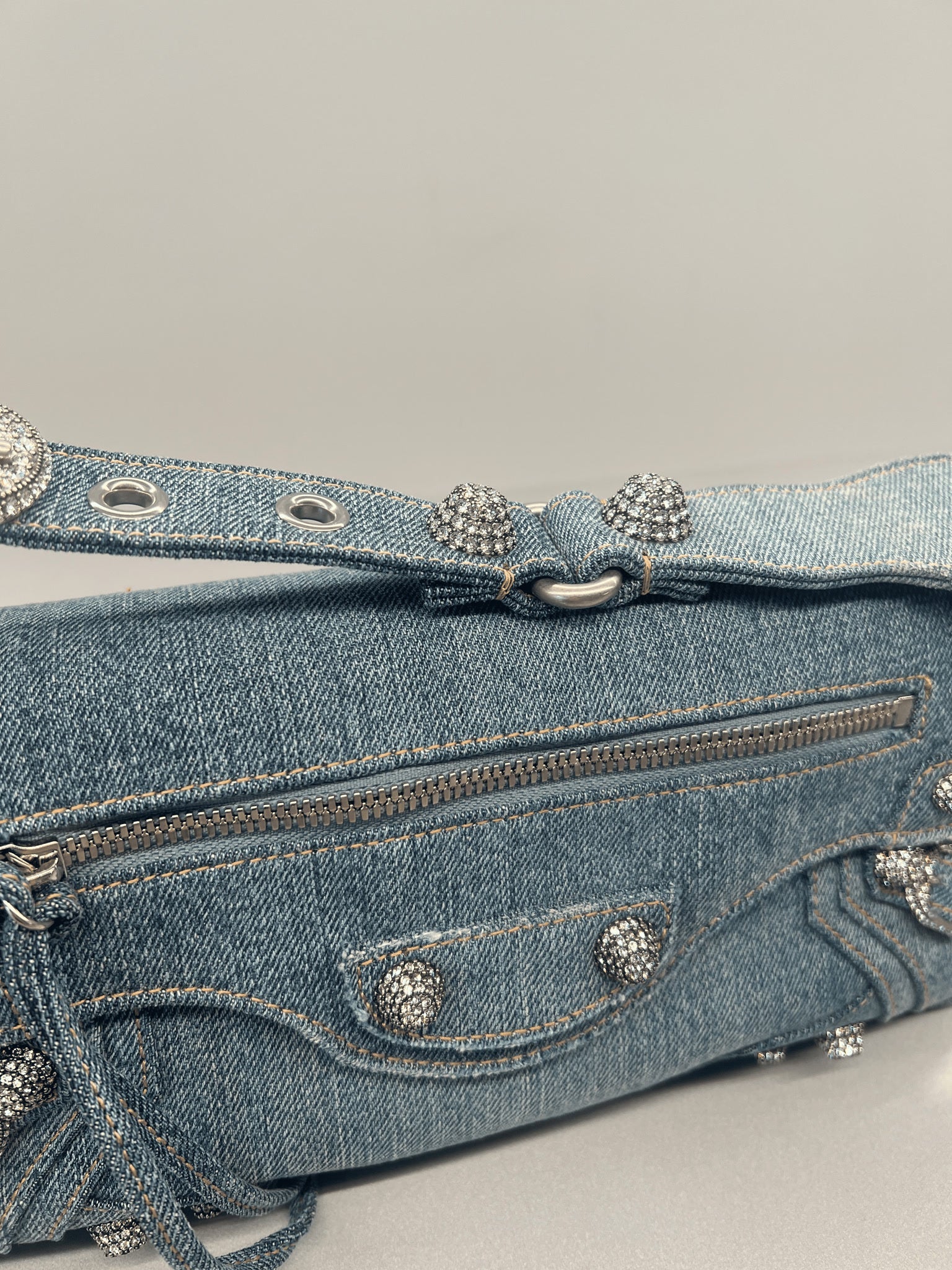 Balenciaga Damska torebka denim niebieska Le CagoleBalenciaga