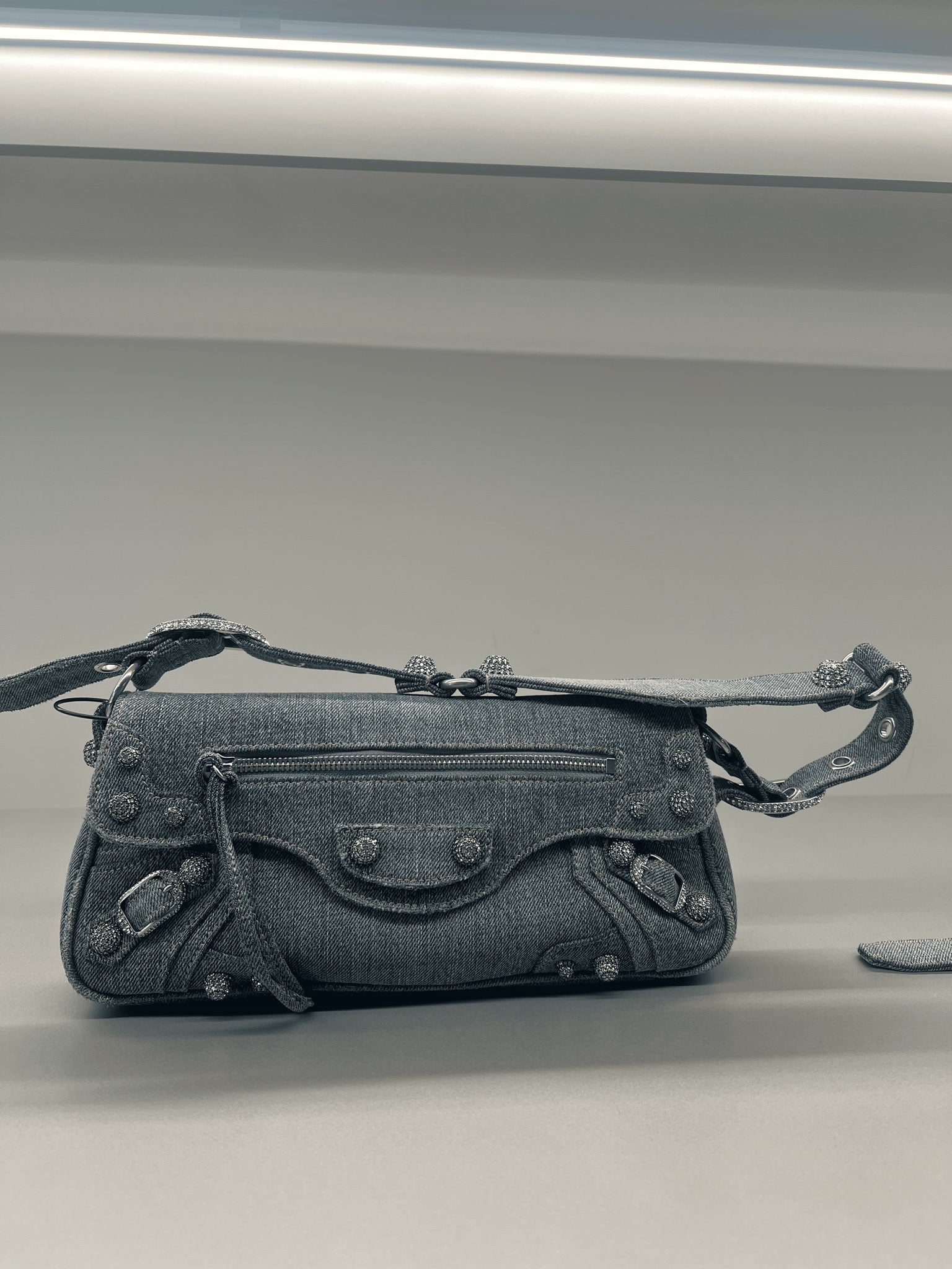 Balenciaga Damska torebka denim niebieska Le CagoleBalenciaga