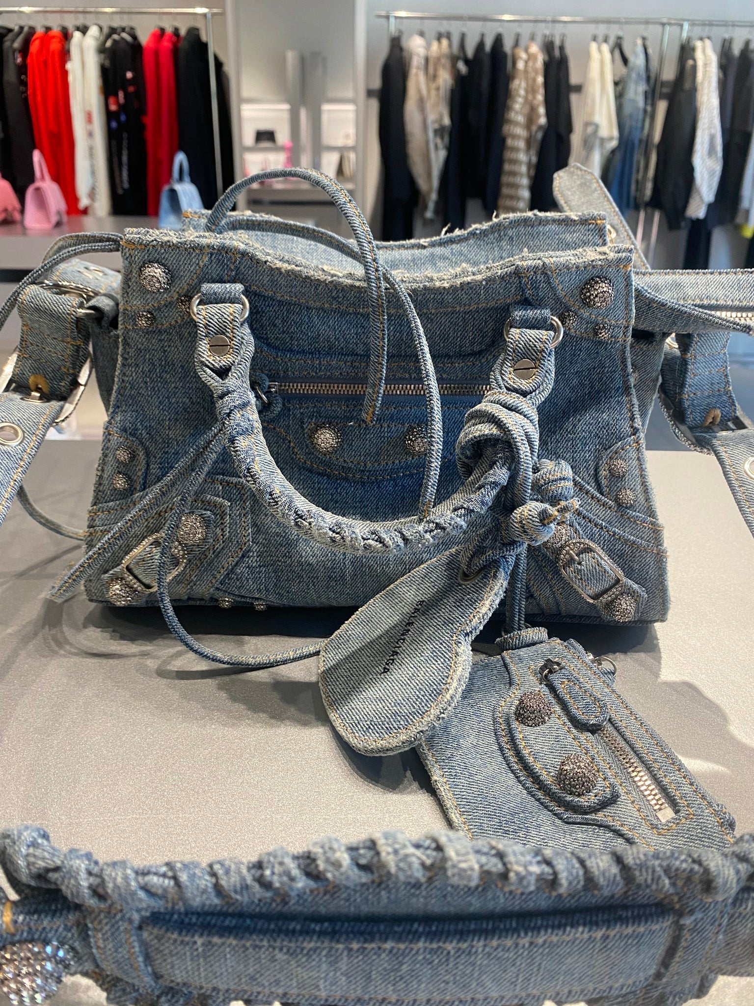 Balenciaga Damska torebka denim niebieska Neo Cagole XSBalenciaga