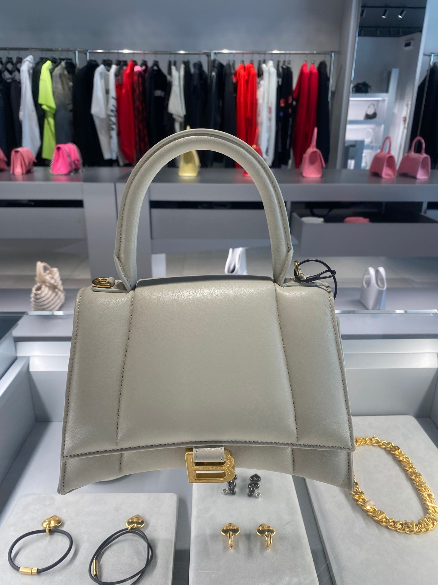 Balenciaga Damska torebka Hourglass ecruBalenciaga