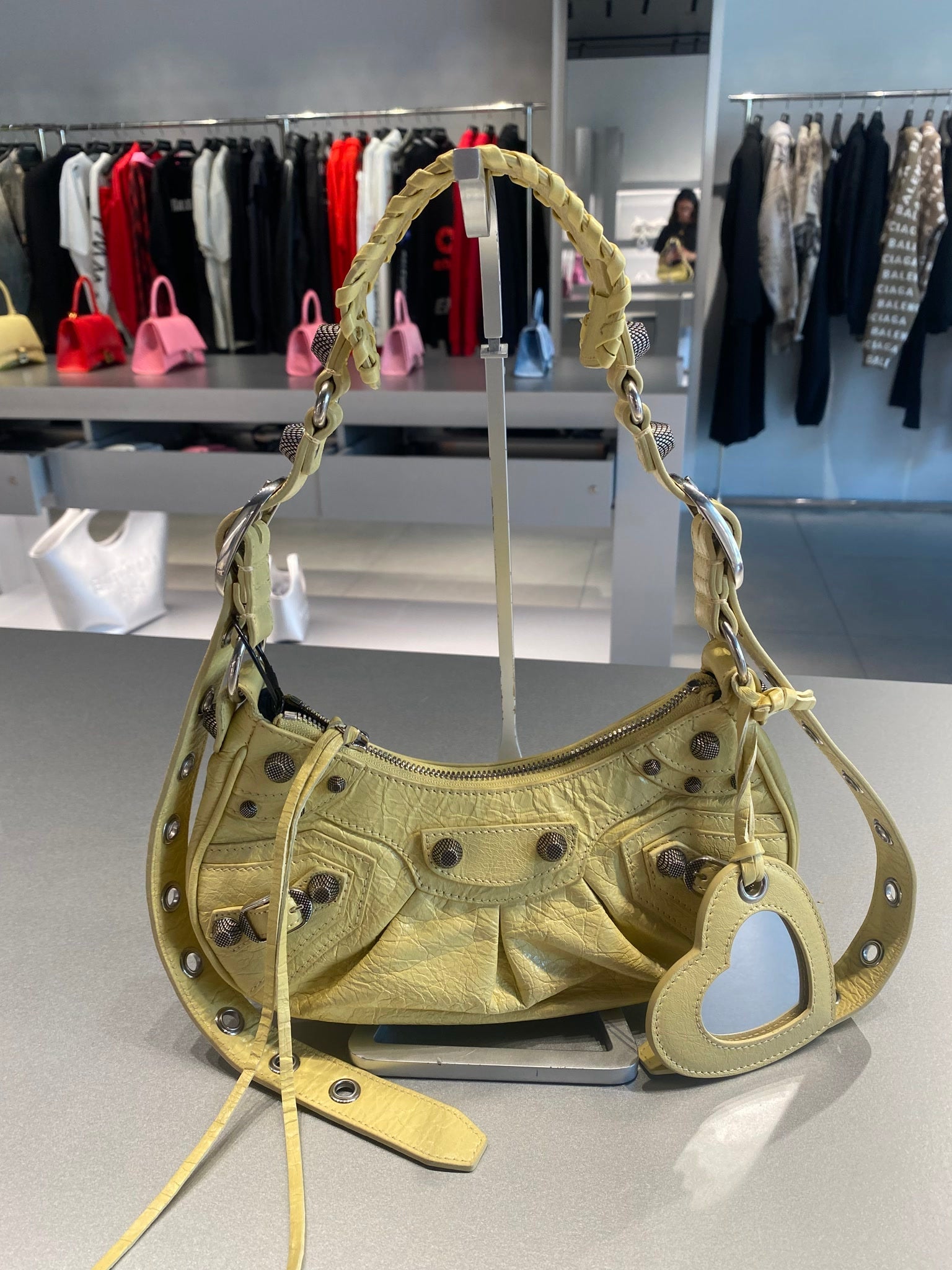 Balenciaga Damska torebka na ramię Butter YellowBalenciaga