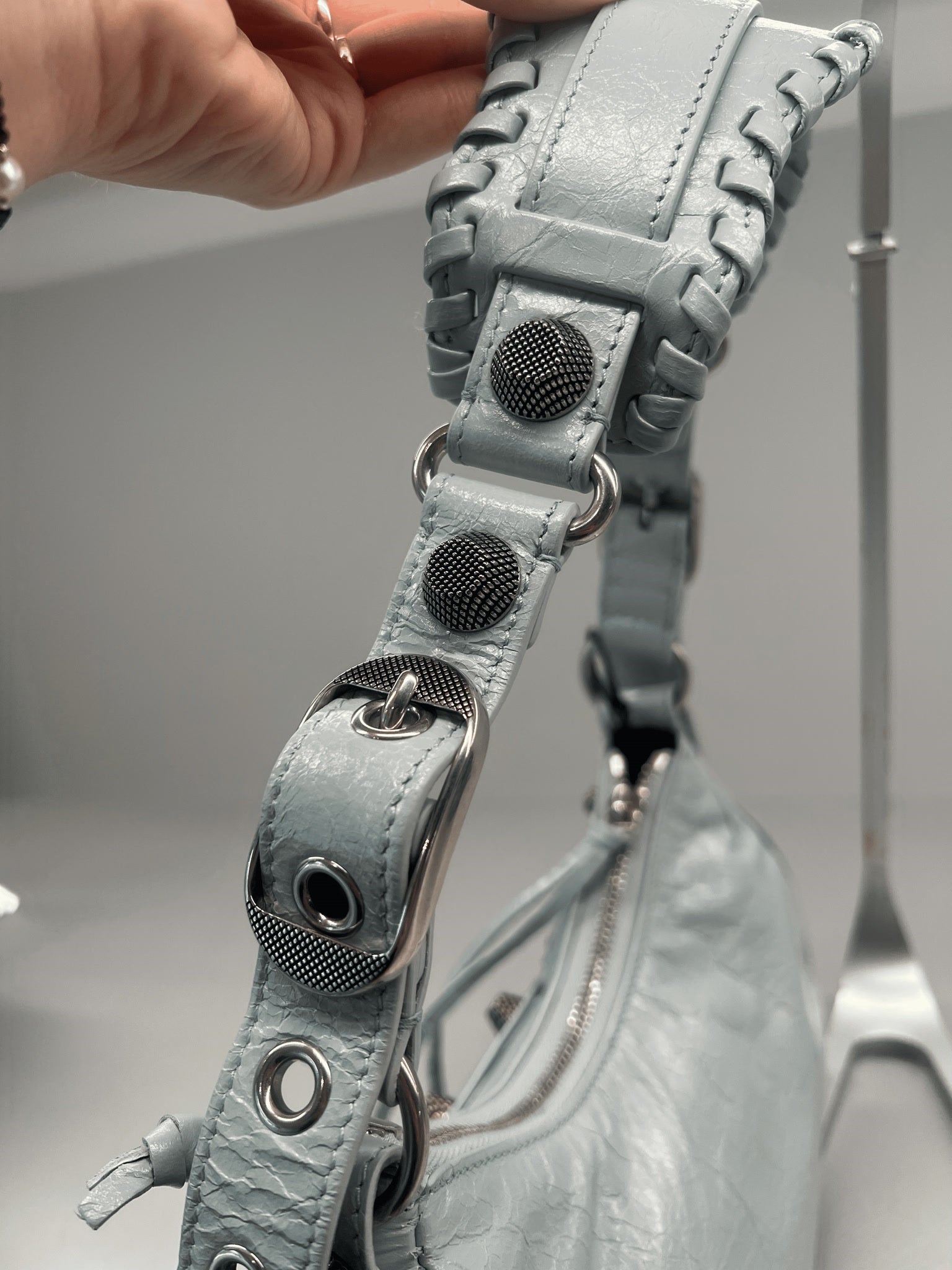 Balenciaga Damska torebka skórzana Aqua Le CagoleBalenciaga