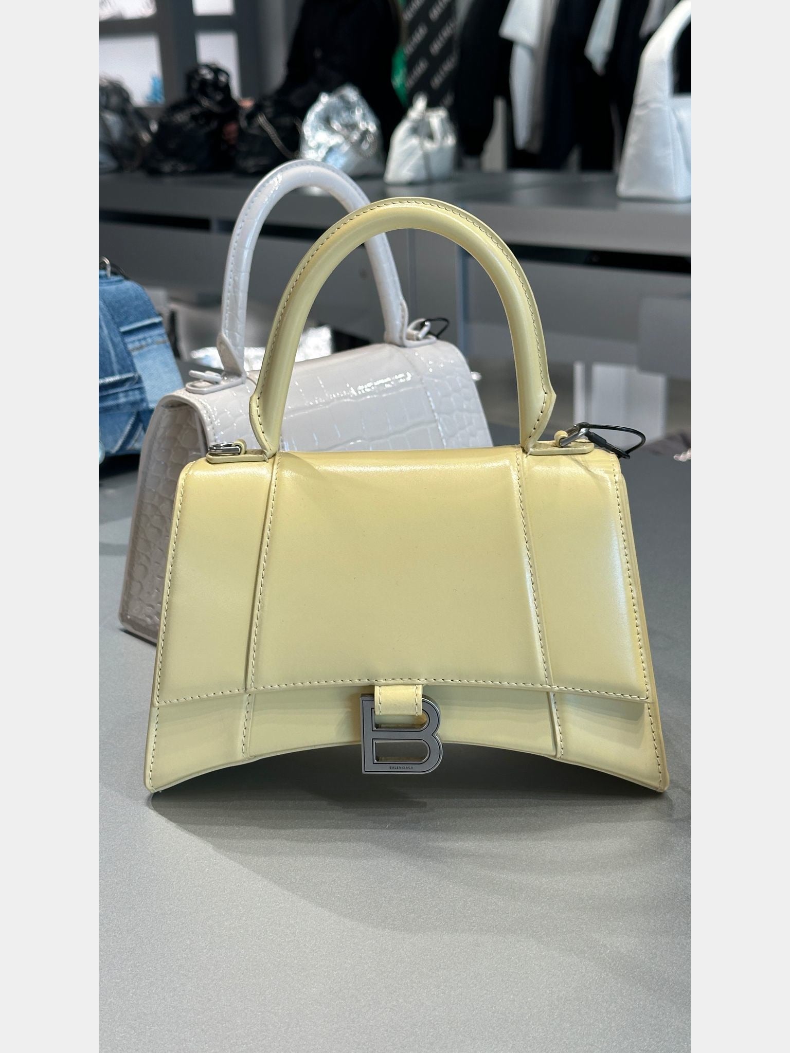Balenciaga Hourglass Top Handle Butter YellowBalenciaga