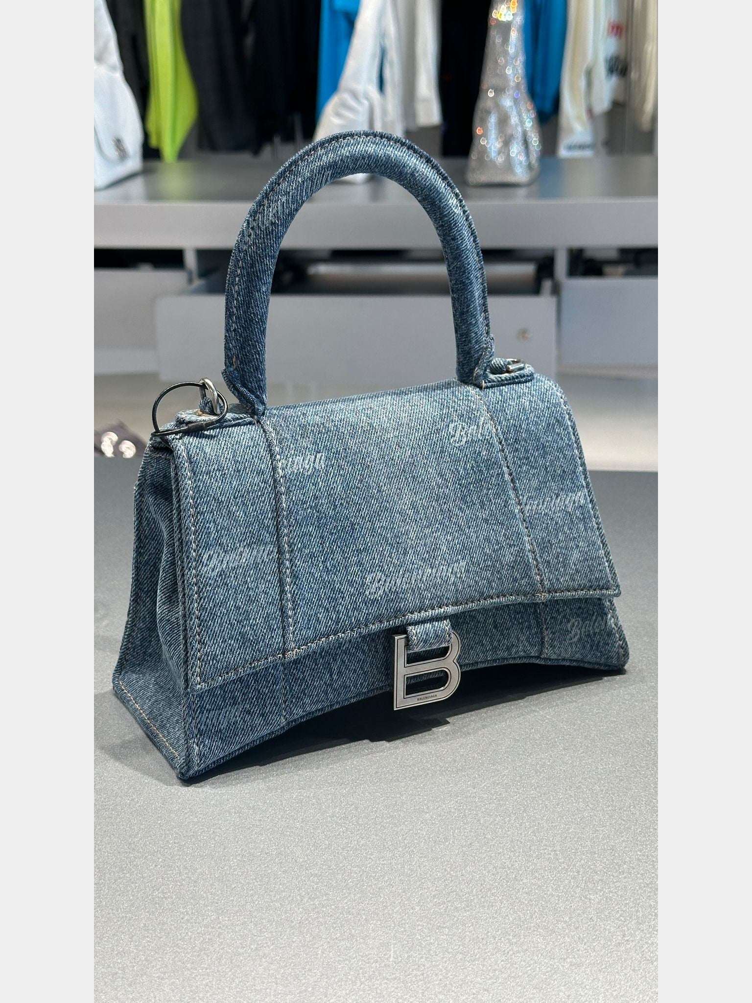 Balenciaga Hourglass Top Handle S AJ 431Balenciaga
