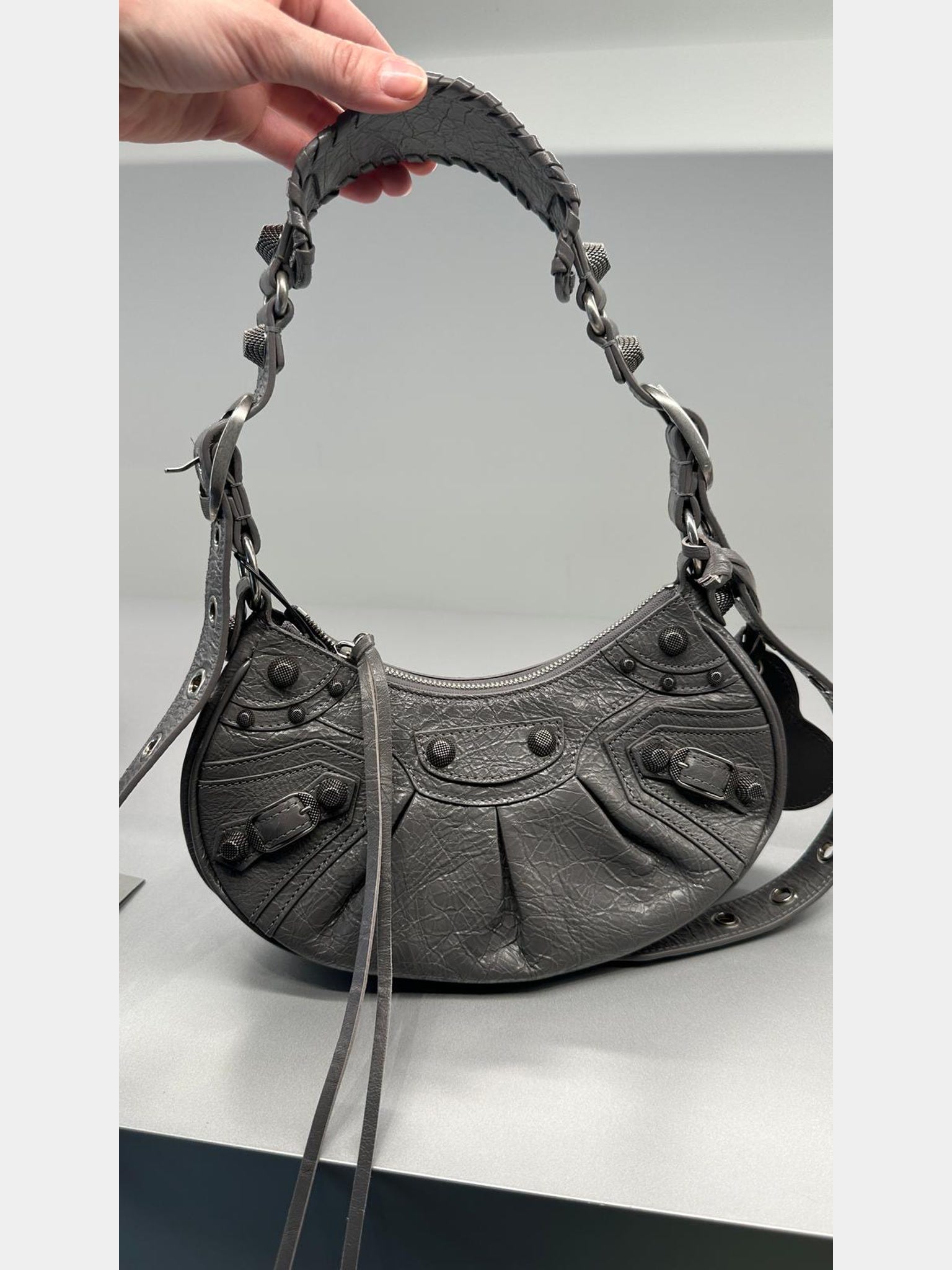 Balenciaga Le Cagole Shoulder B Arena LambBalenciaga