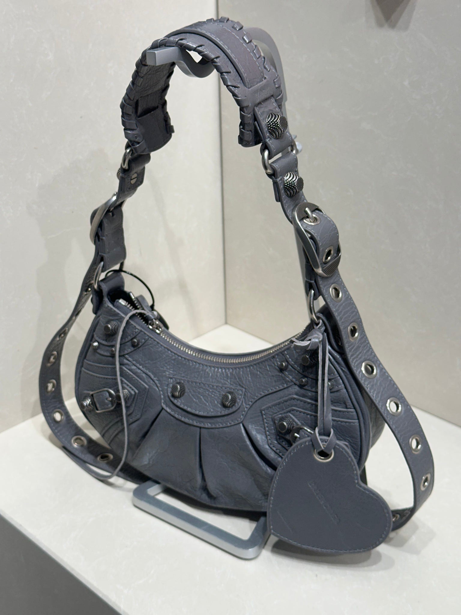 Balenciaga Le Cagole Shoulder Bag greyBalenciaga