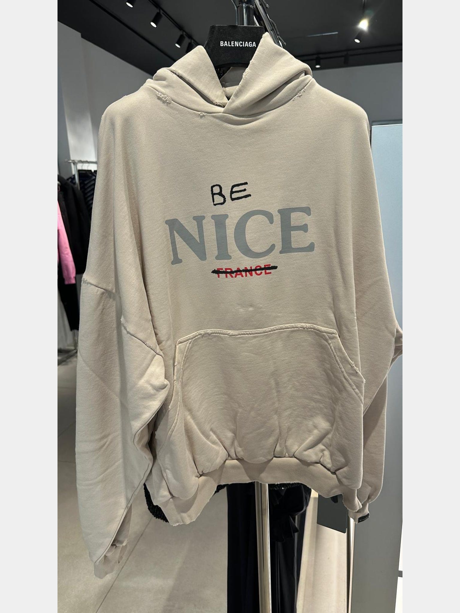 Balenciaga Round Hoodie 9710 1 BE NICE MEDIUM MOLLETONBalenciaga