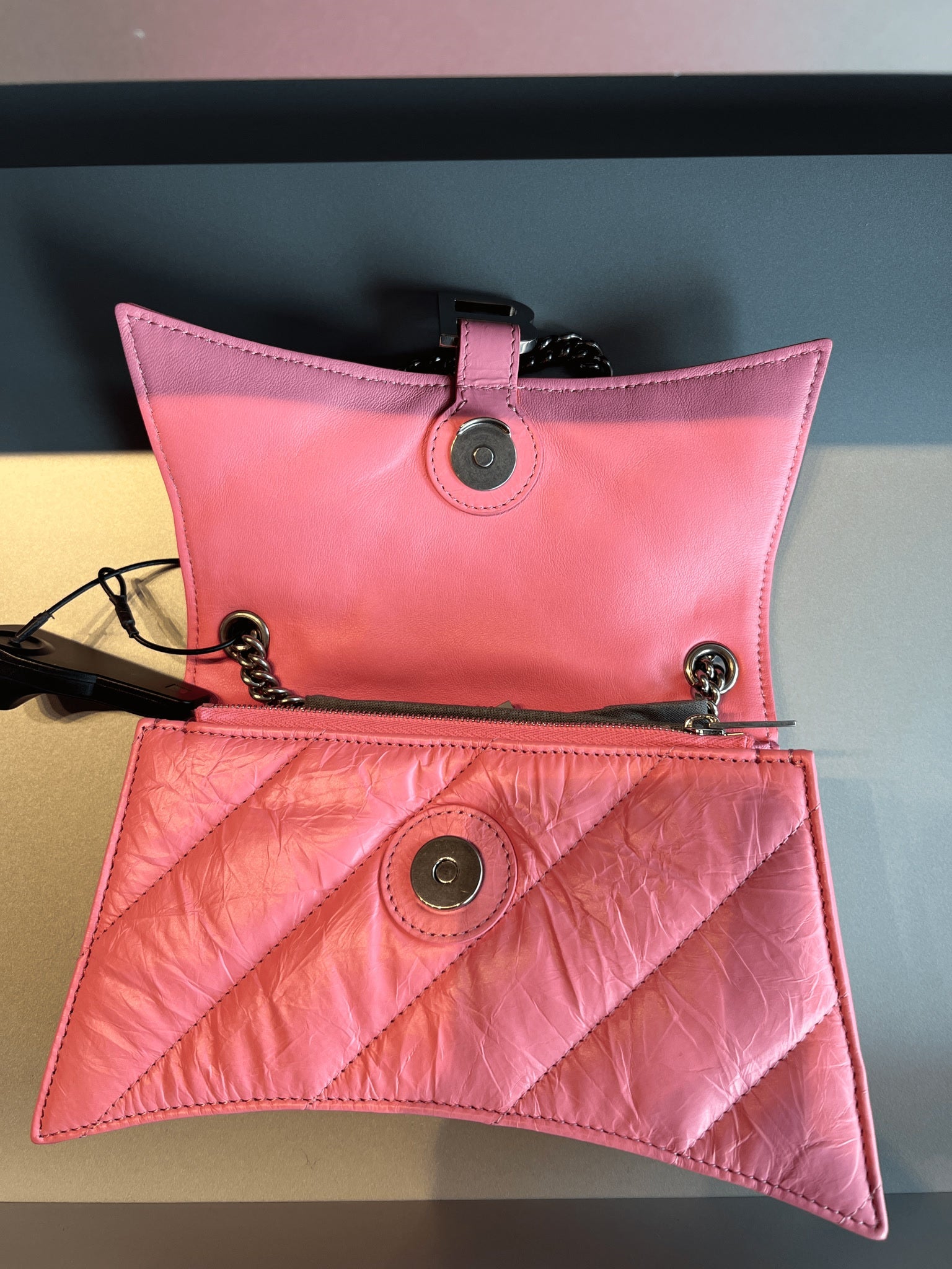 Balenciaga Torebka Damska Crush Chain XS RóżowaBalenciaga