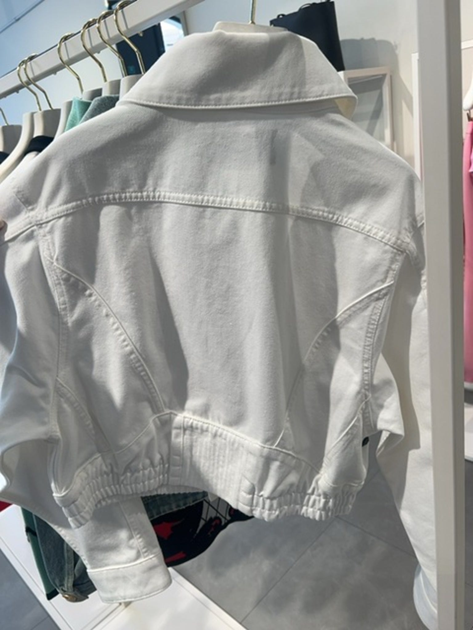 Balmain Damska kurtka jeansowa białaBalmain