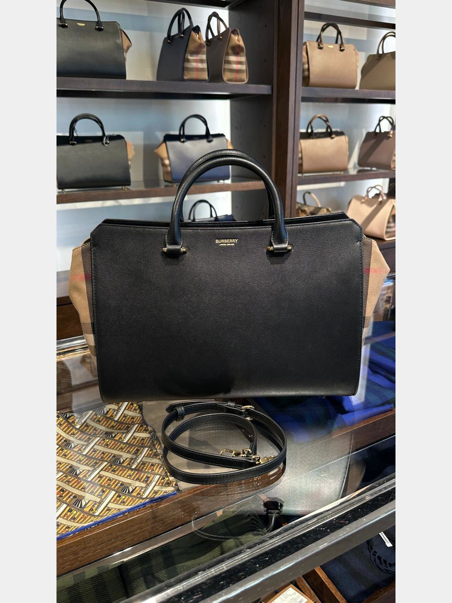 Burberry Banwell black Tote BagBurberry
