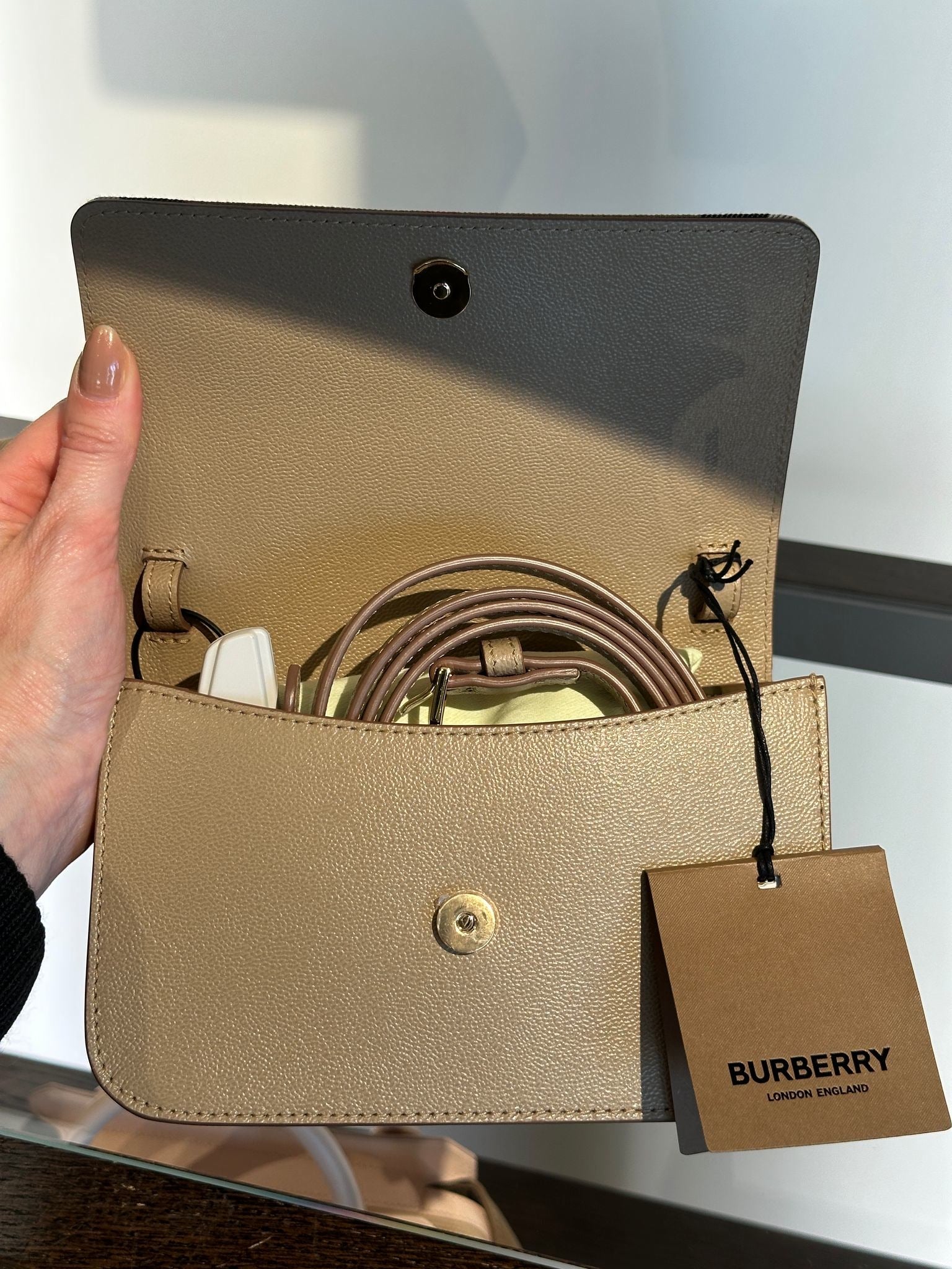 Burberry Madison BeigeBurberry