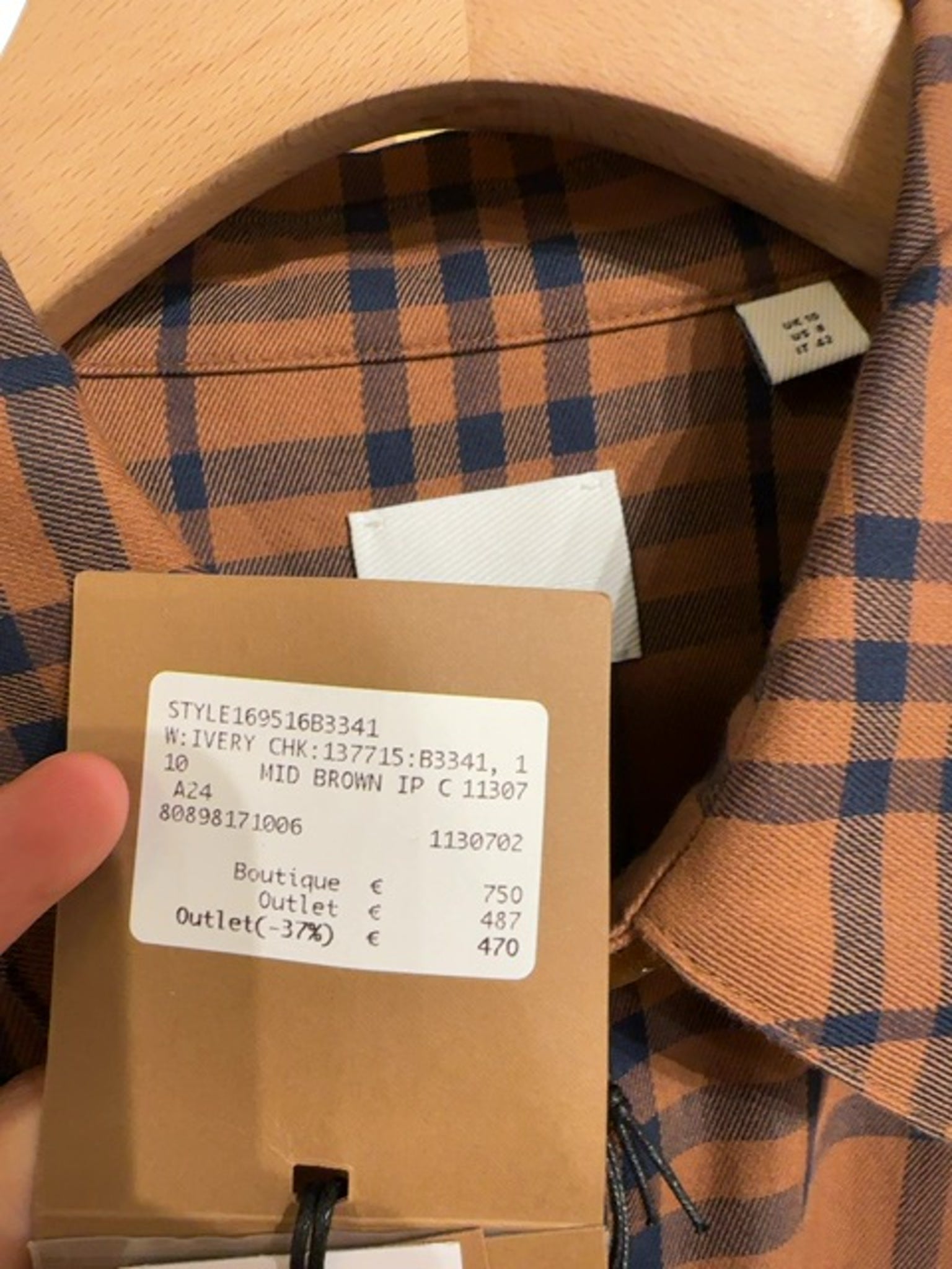 Burberry Mid Brown IP C 11307Burberry