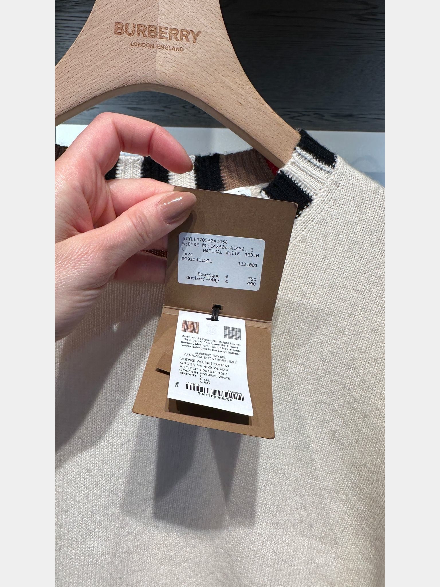 Burberry Natural White SweaterBurberry