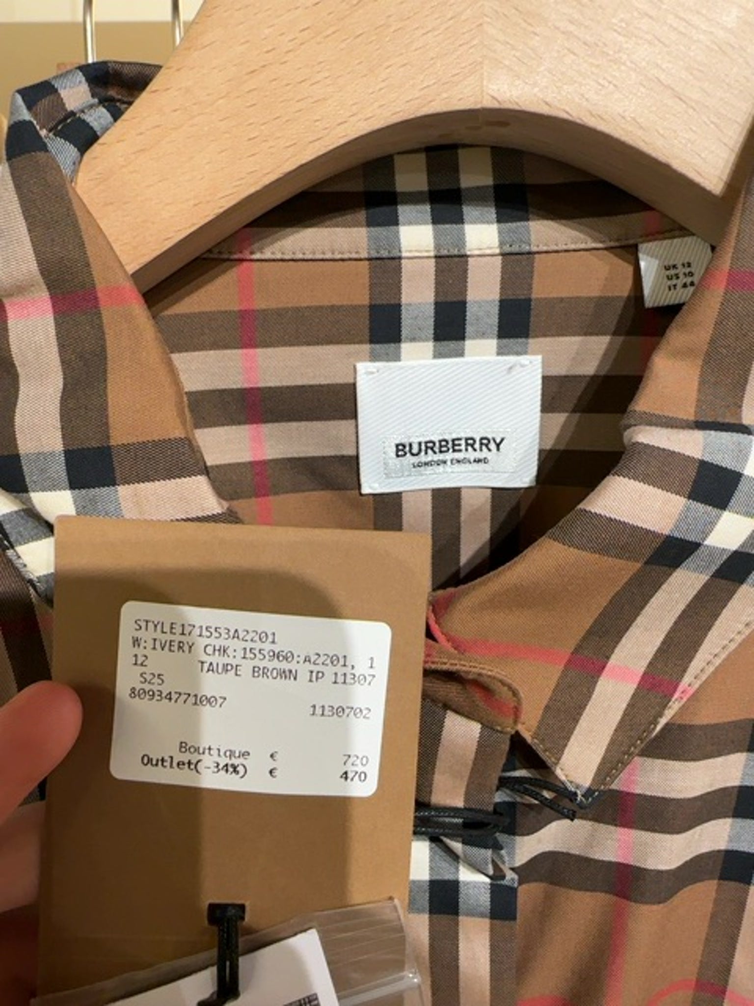 Burberry Taupe Brown IP 11307Burberry