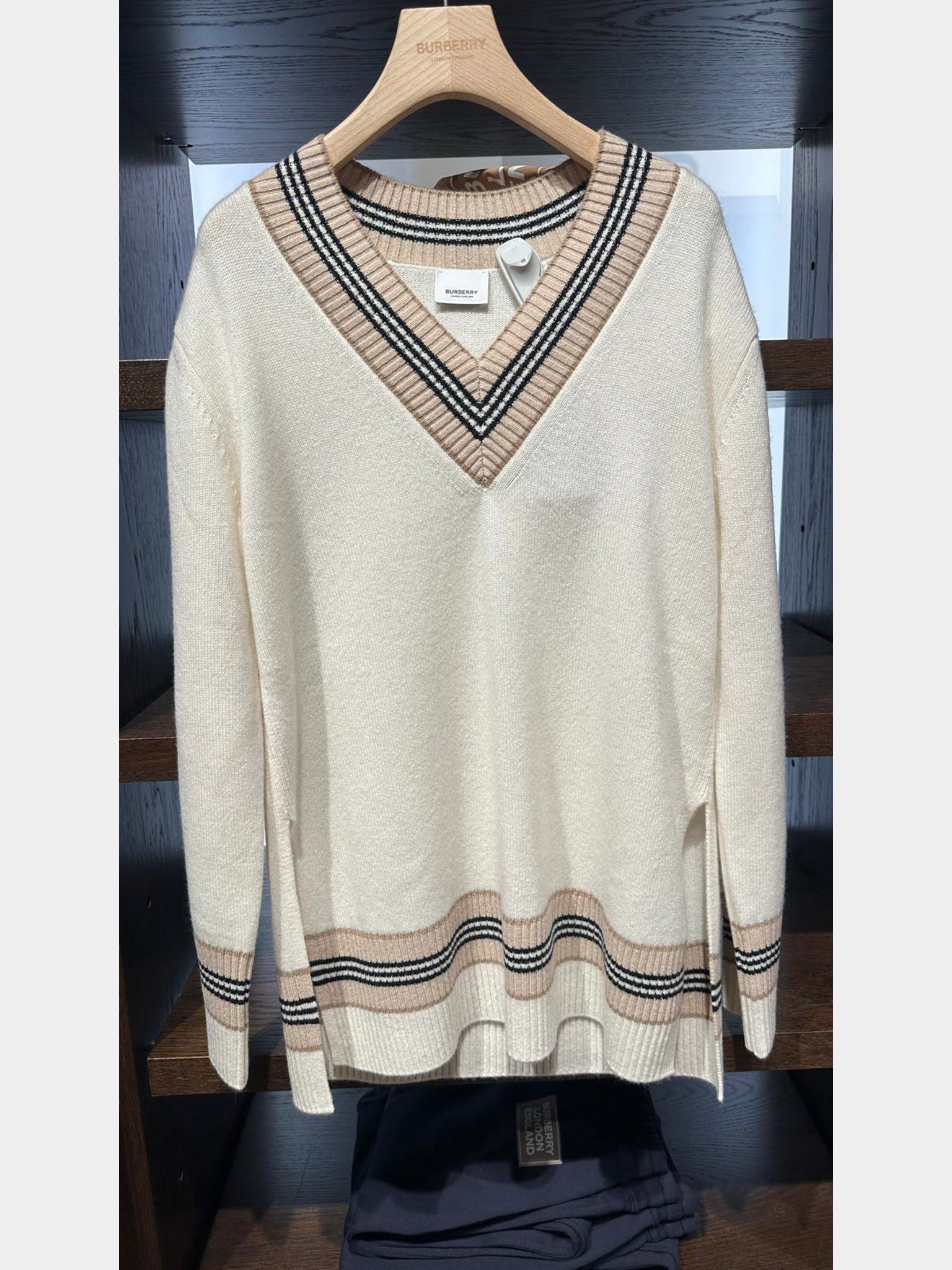 Burberry Vanilla SweaterBurberry