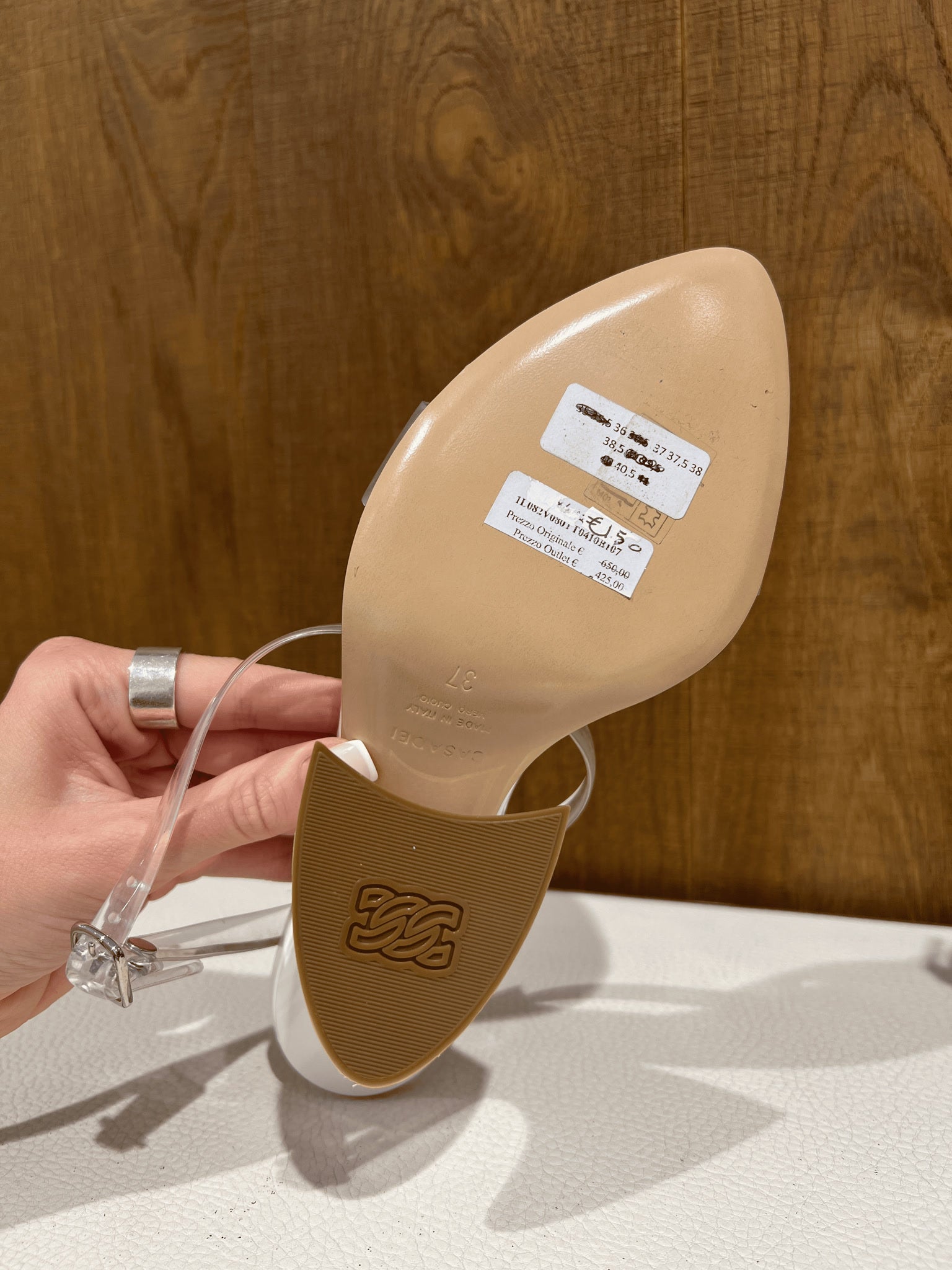 Casadei szpilki damskie beżowe 1L082V0301T0410B107Casadei