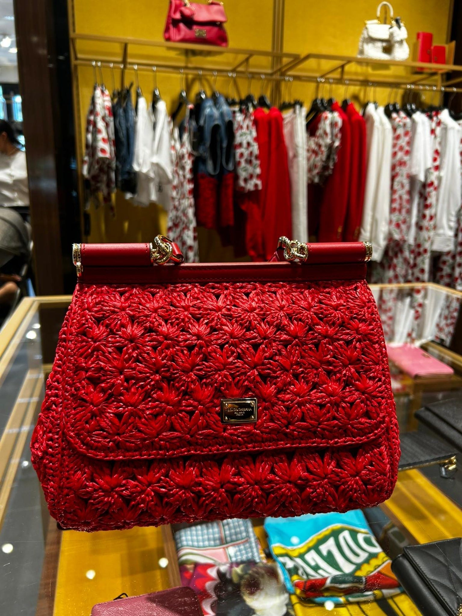 Dolce & Gabbana Damska torebka czerwona skórzanaDolce & Gabbana