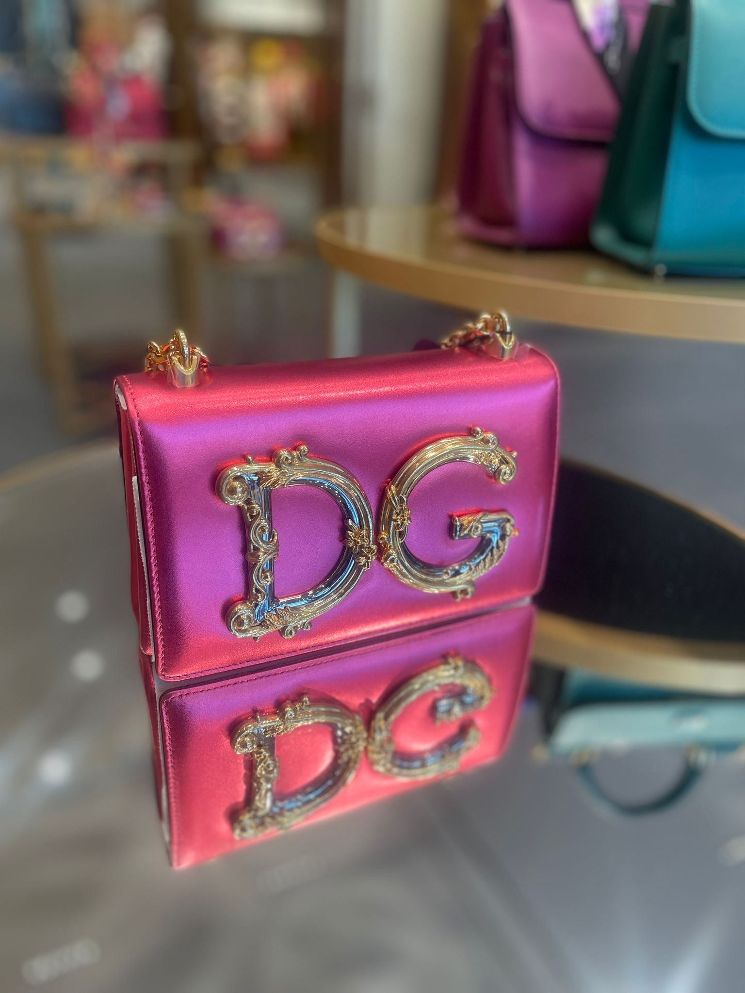 Dolce & Gabbana Damska torebka na ramię laminowana OrchidDolce & Gabbana
