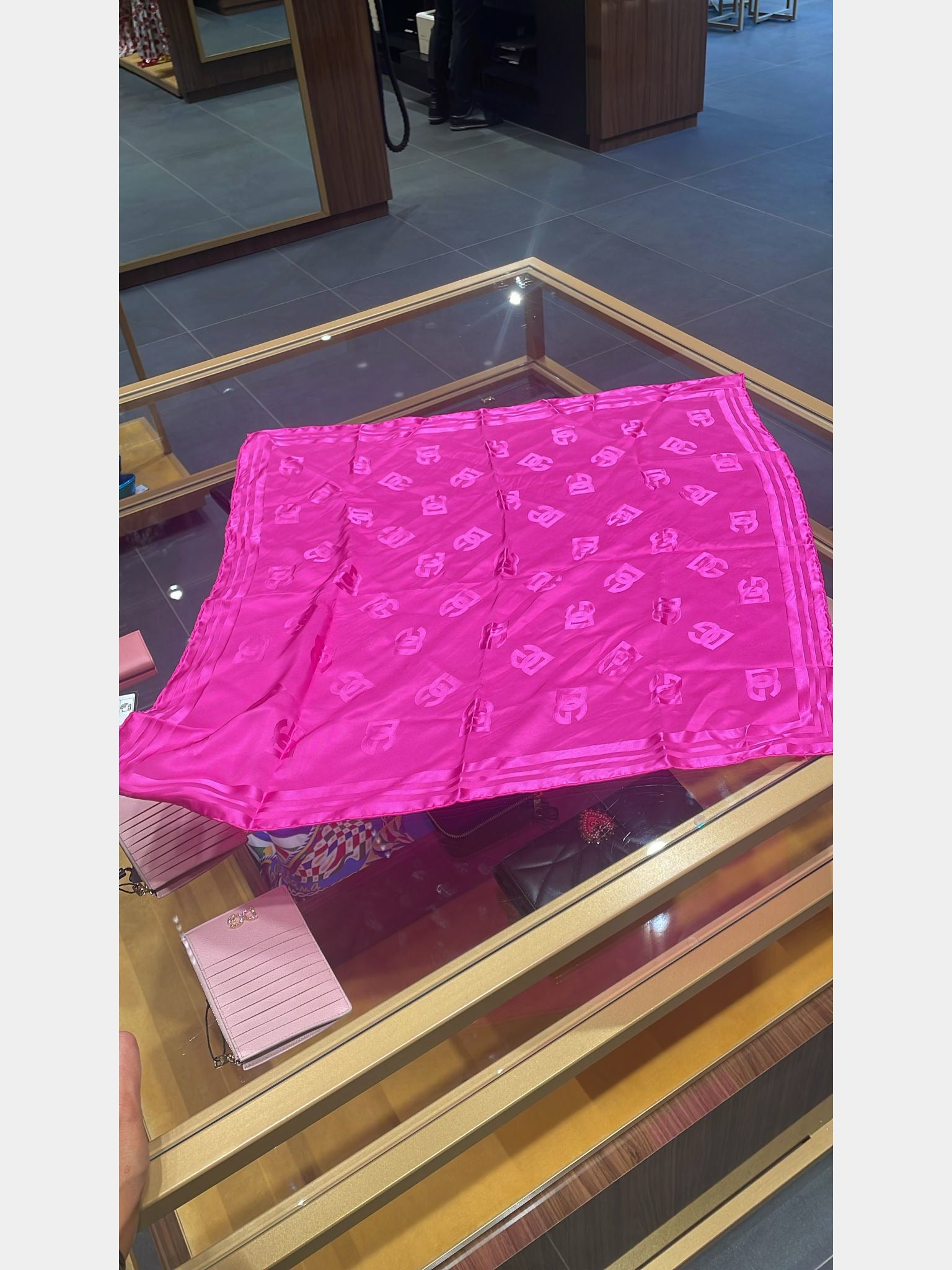 Dolce & Gabbana Damski szal Plum 70x70Dolce & Gabbana