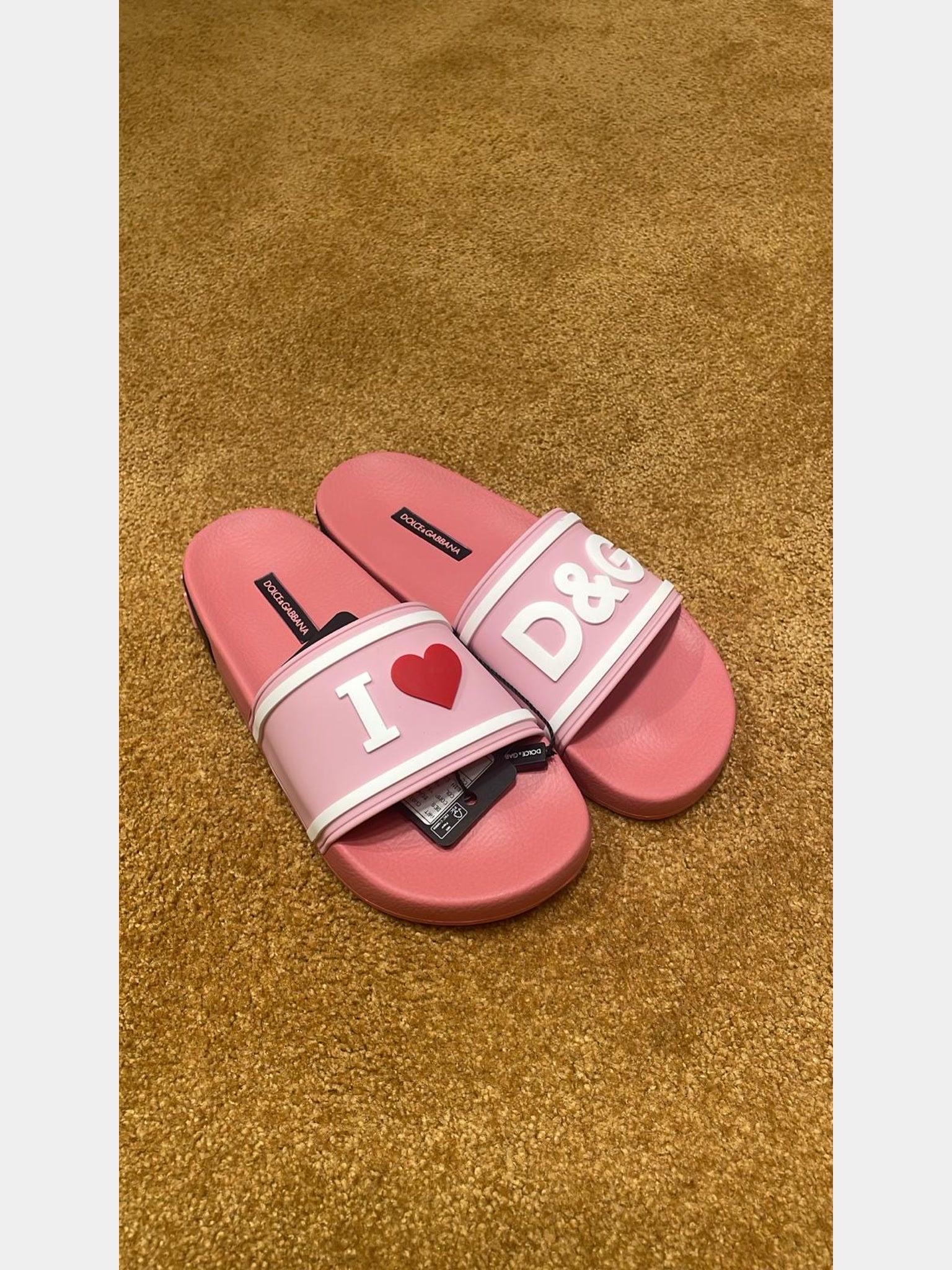 Dolce & Gabbana Damskie klapki różowe BeachwearDolce & Gabbana