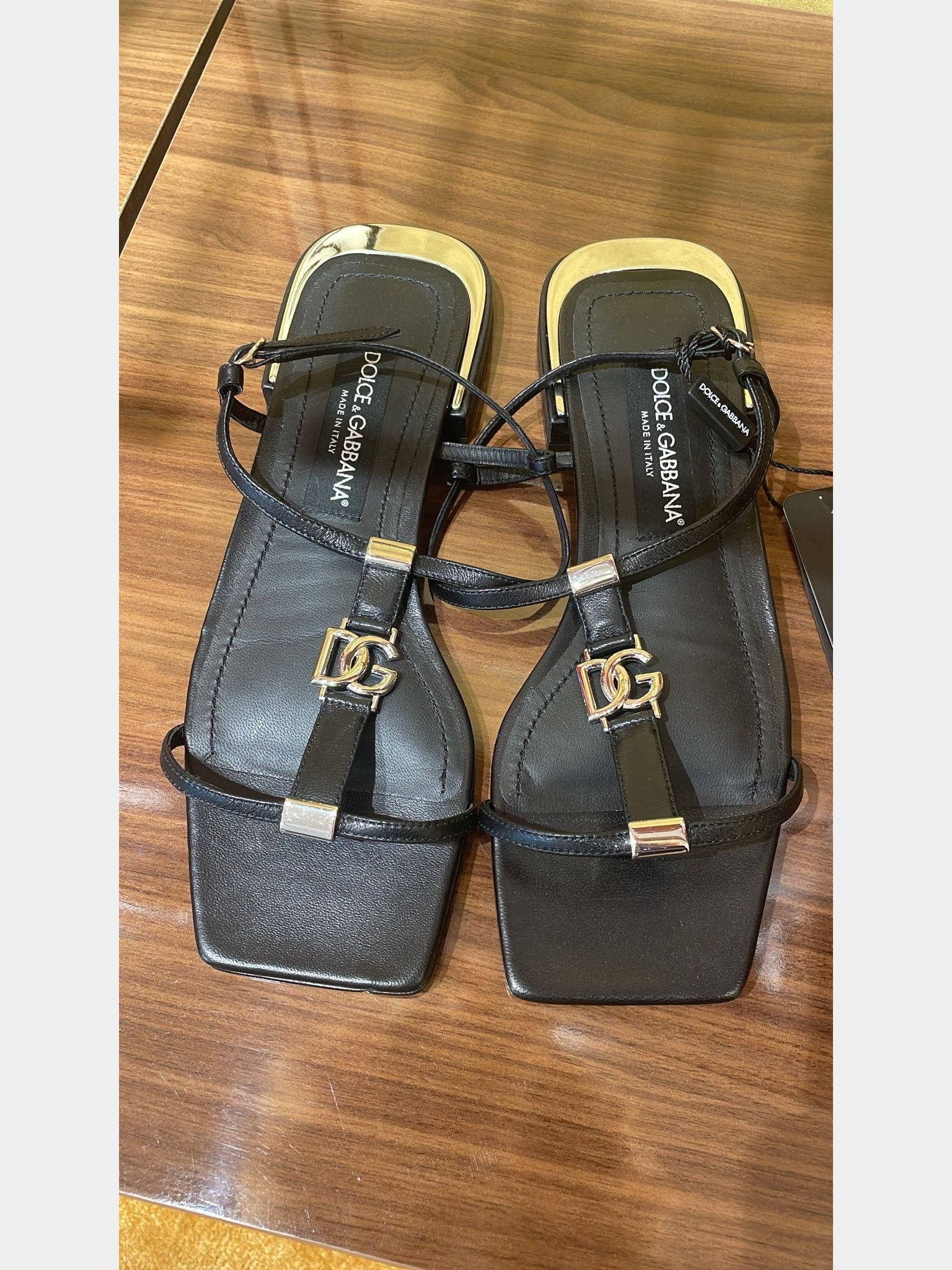 Dolce & Gabbana Damskie sandały czarneDolce & Gabbana