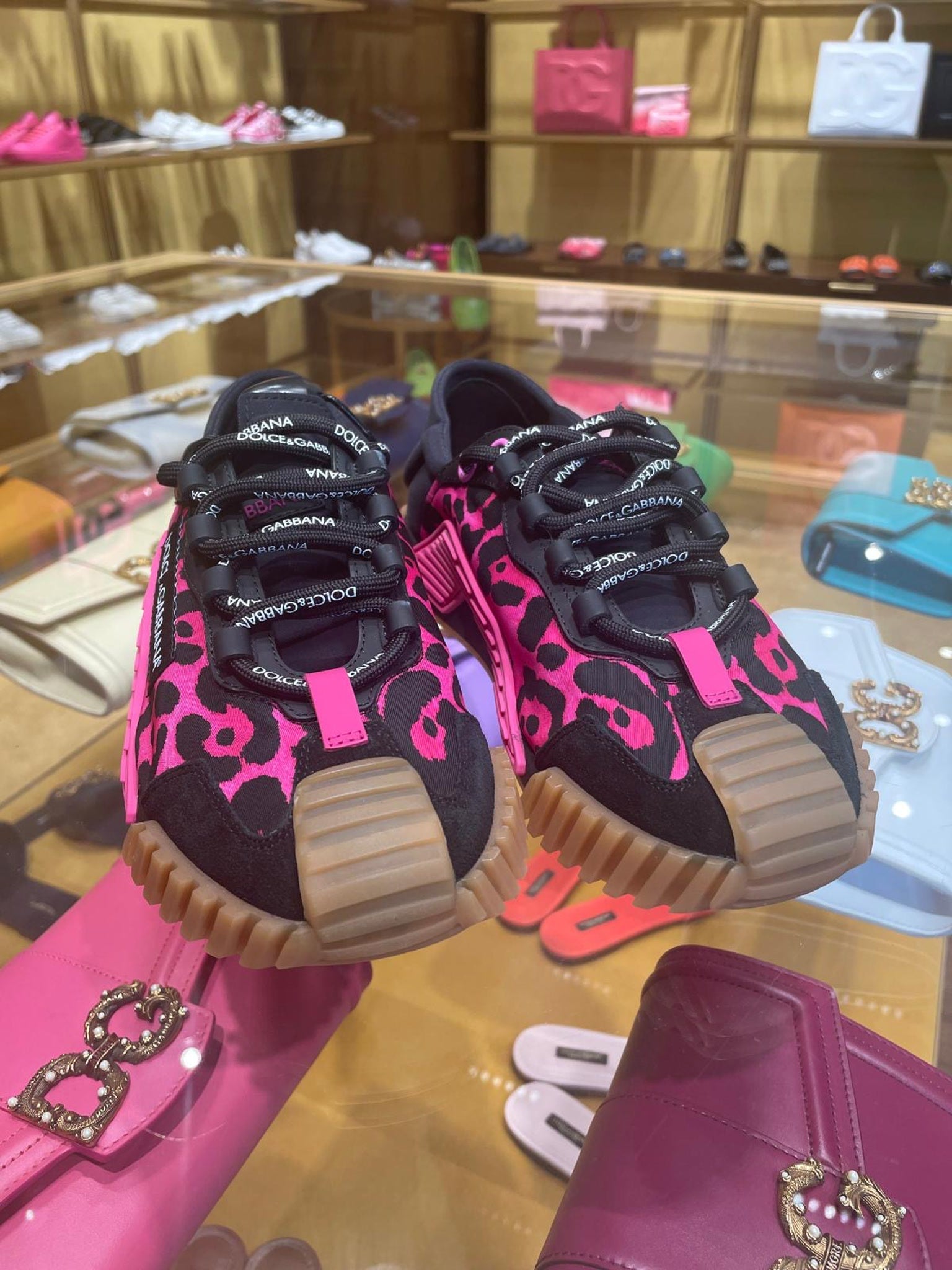 Dolce & Gabbana Damskie sneakersy Low - Top Tigri Leo FuxiaDolce & Gabbana