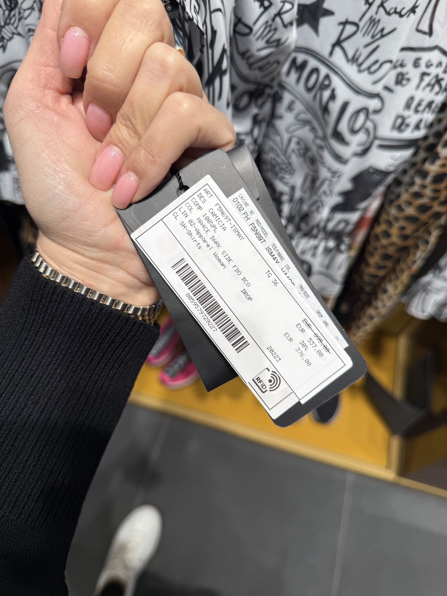 Dolce & Gabbana Graffiti Print ShirtDolce & Gabbana