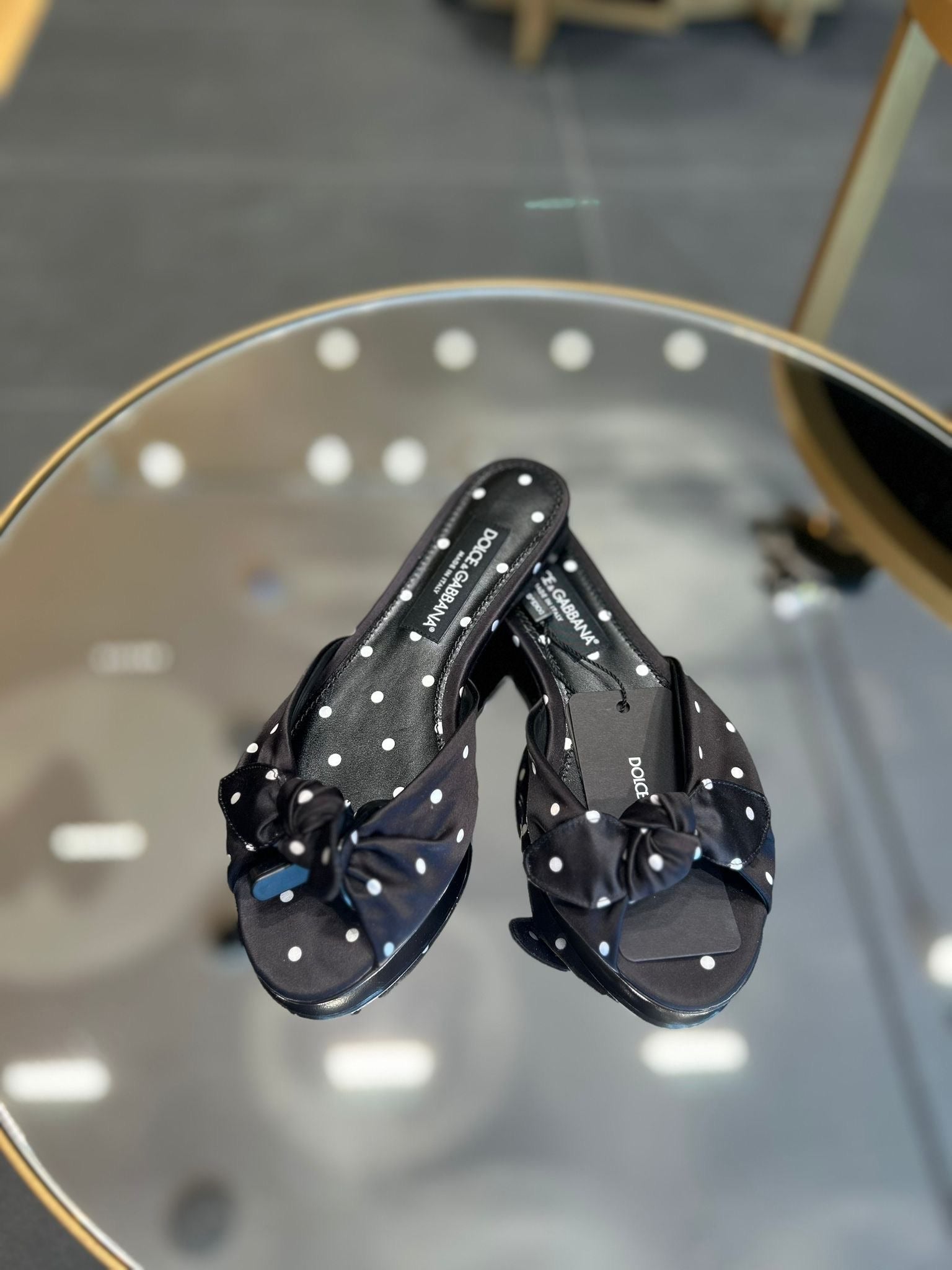 Dolce & Gabbana Klapki Damskie Czarne Polka DotsDolce & Gabbana