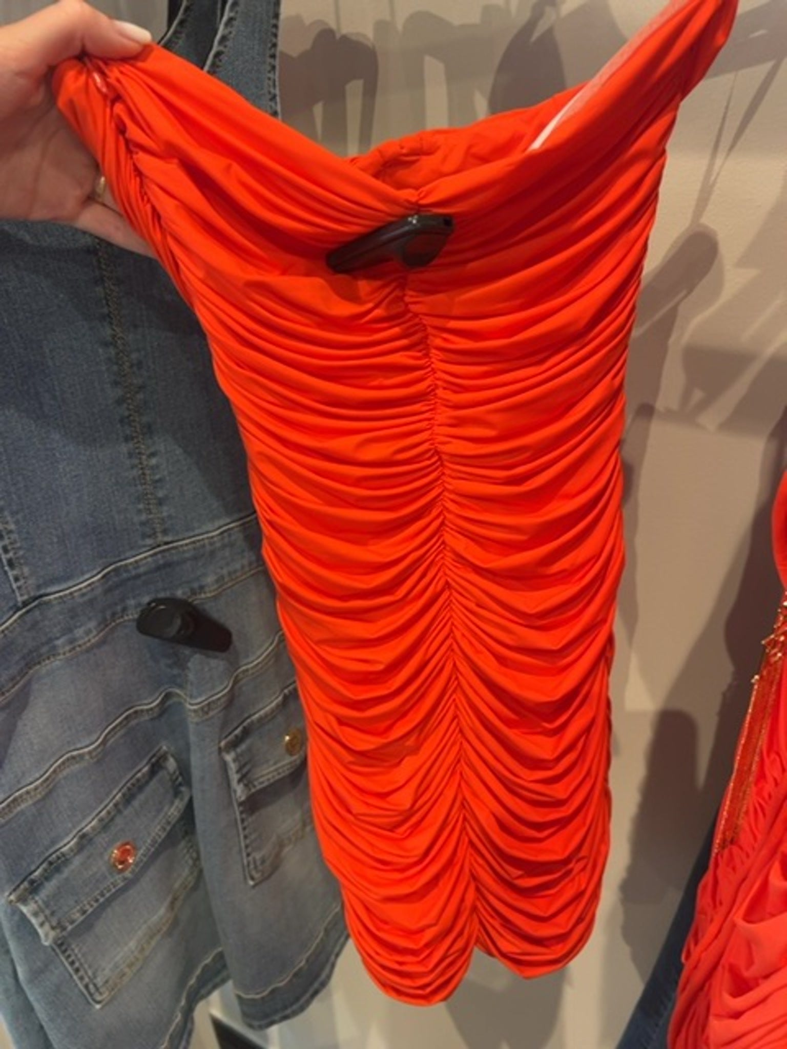 Elisabetta Franchi Damska sukienka koralowaElisabetta Franchi
