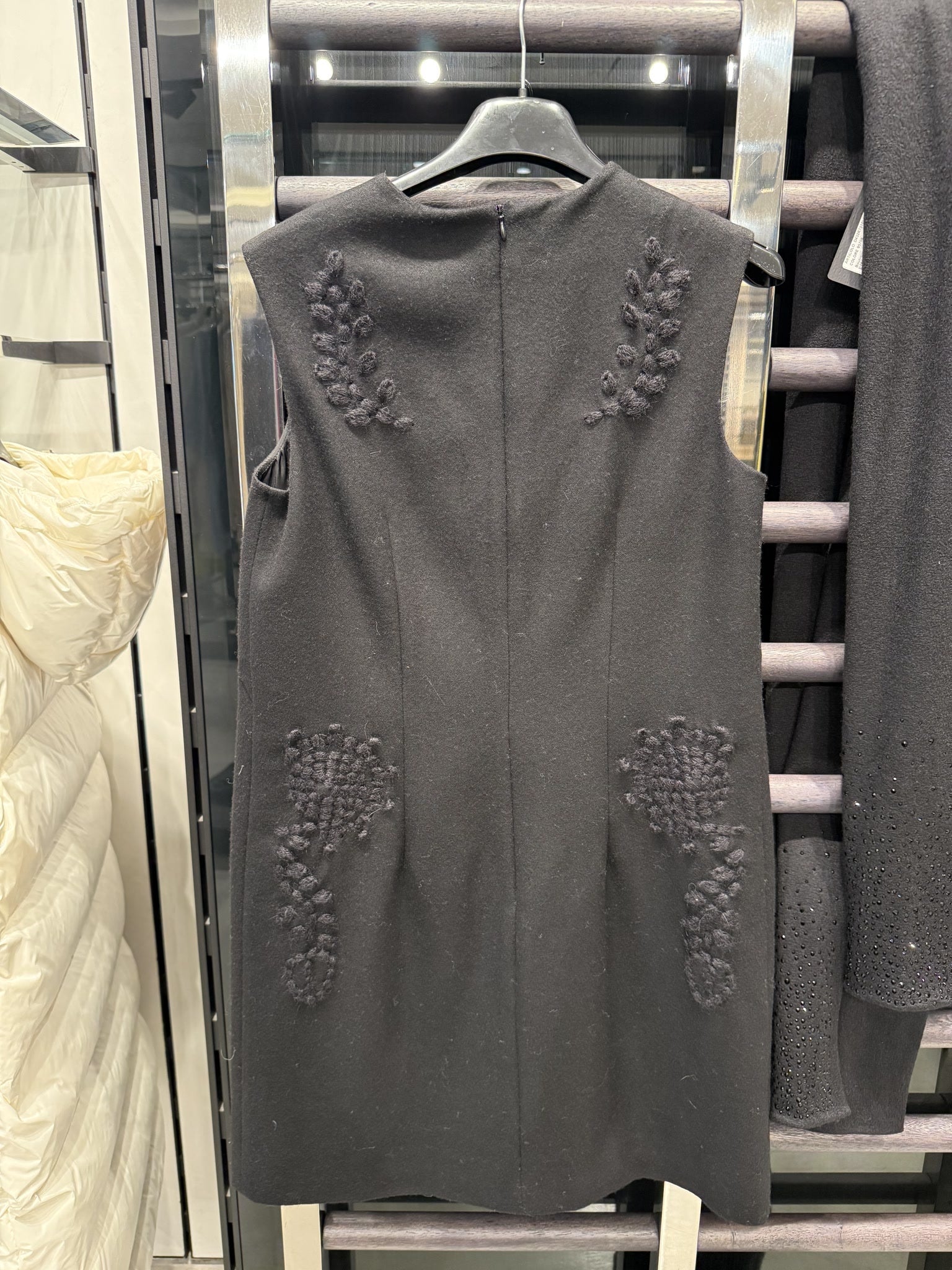 Ermanno Scervino Black Embroidered DressErmanno Scervino