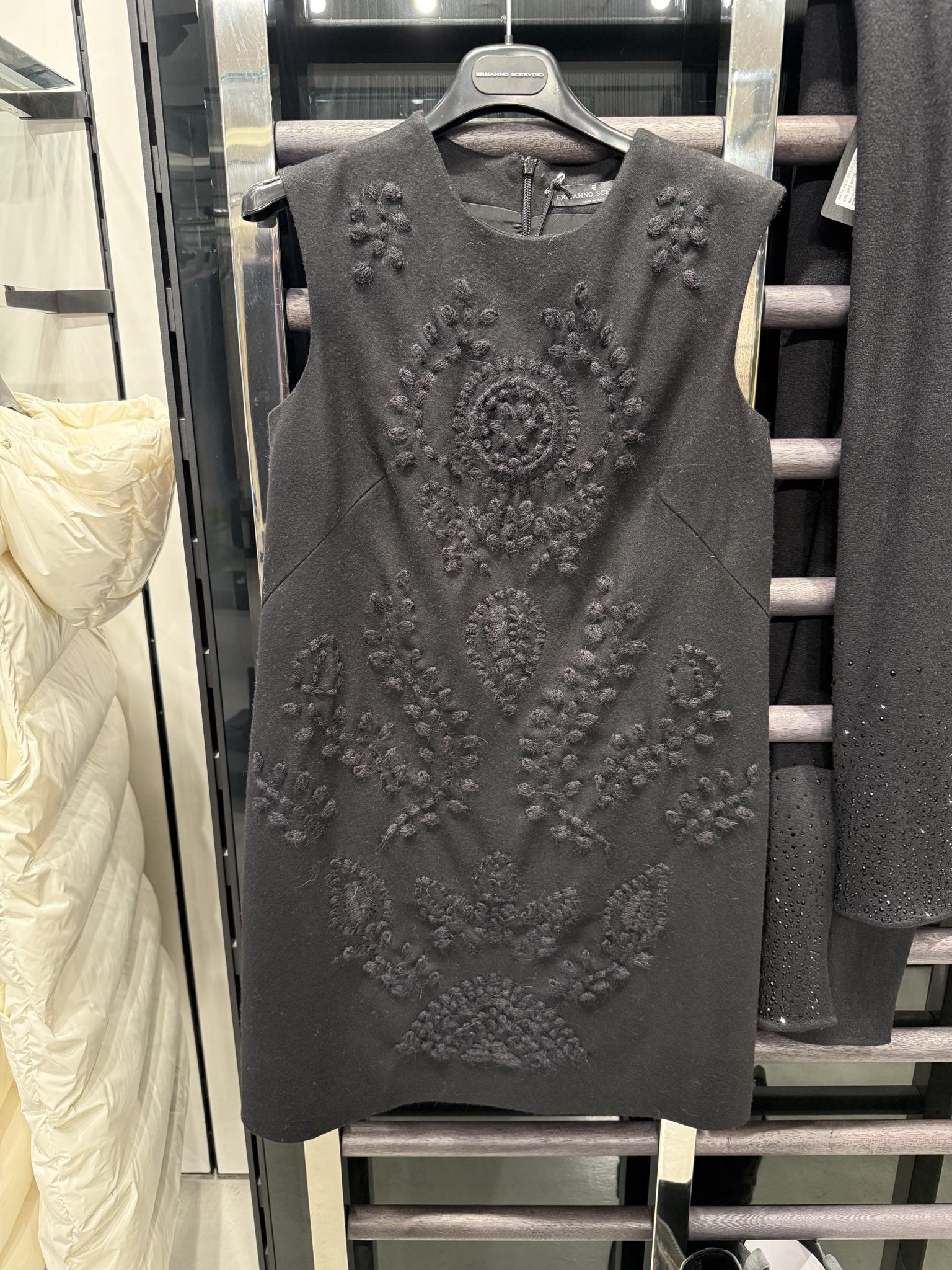 Ermanno Scervino Black Embroidered DressErmanno Scervino