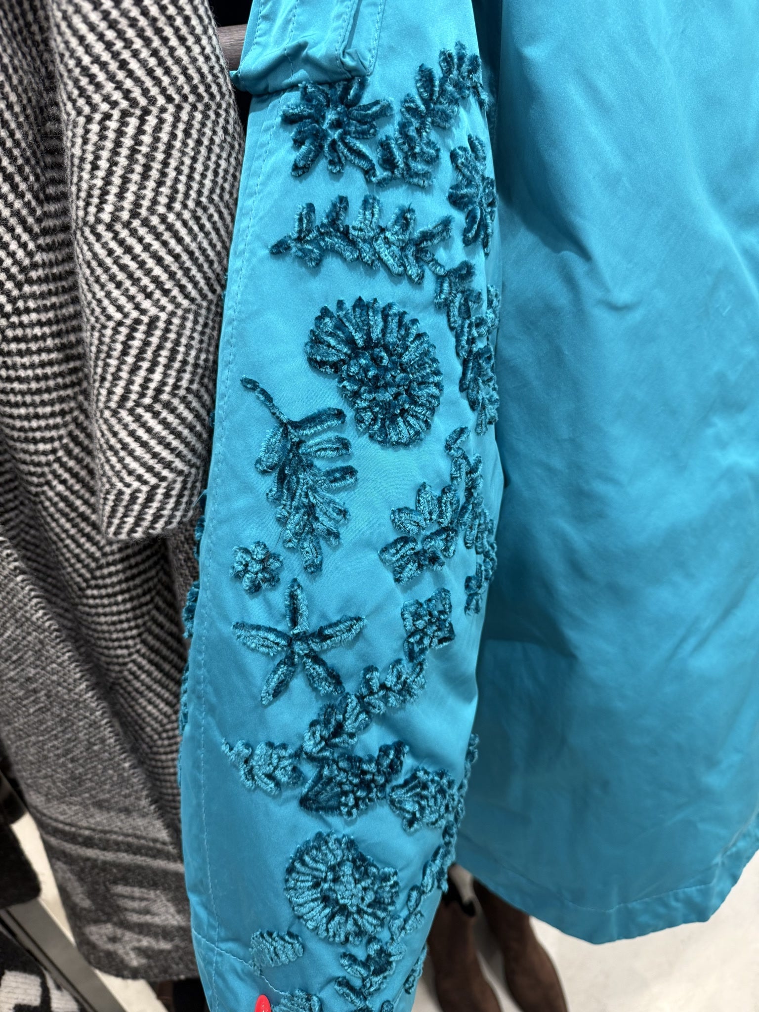 Ermanno Scervino Embroidered CoatErmanno Scervino