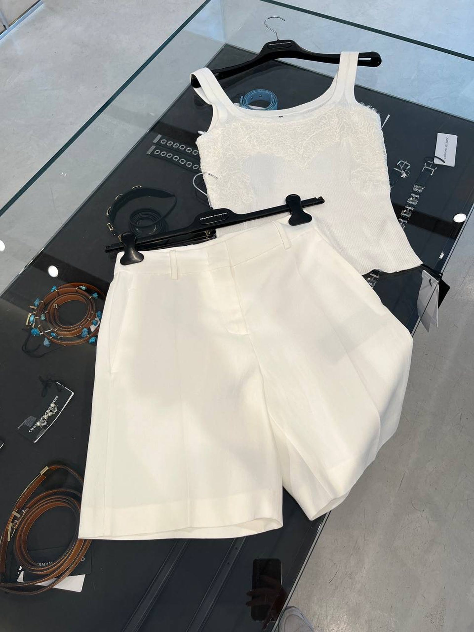Ermanno Scervino Linen Szorty Damskie kremoweErmanno Scervino