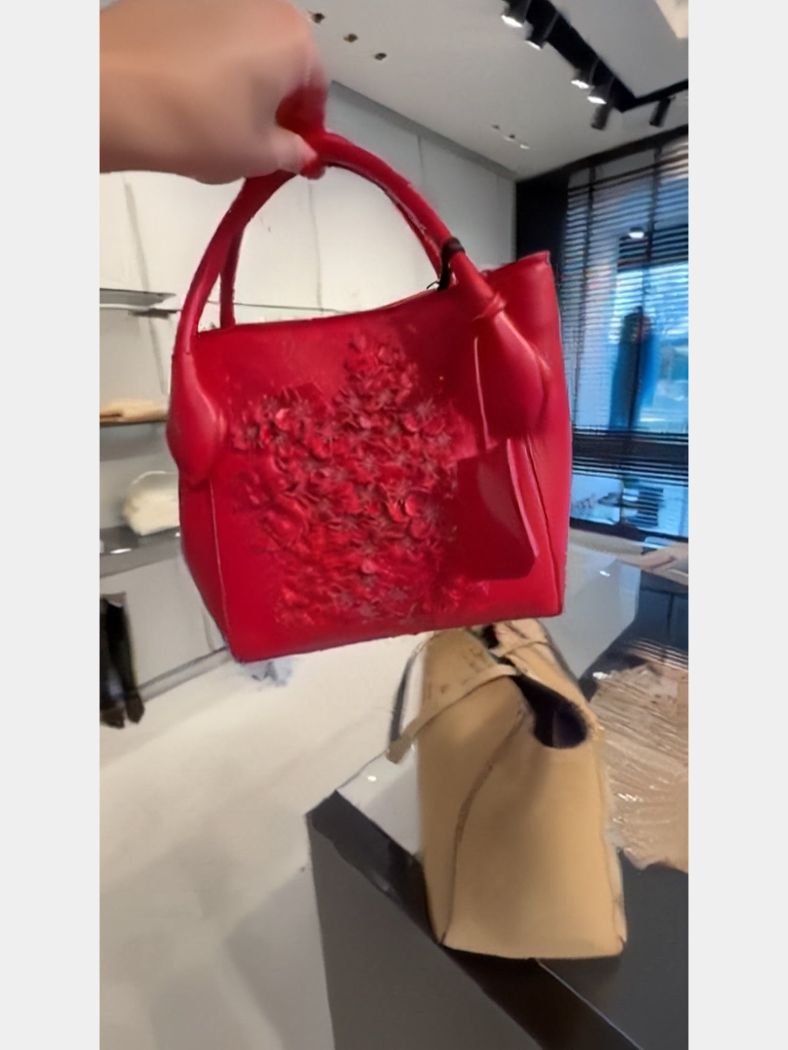 Ermanno Scervino Red Floral Leather BagErmanno Scervino
