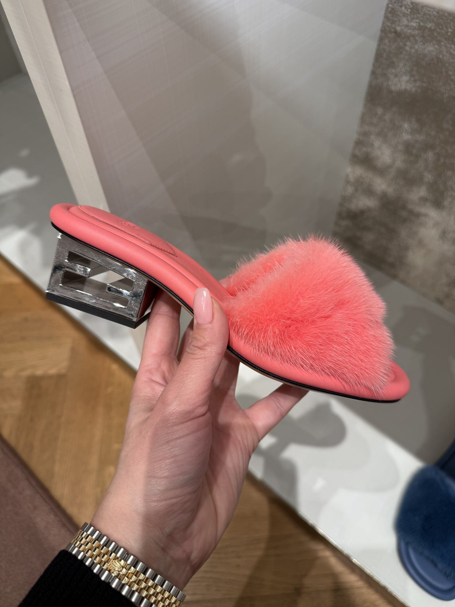 Fendi Baguette Mink 'Pink' Women's SlippersFendi