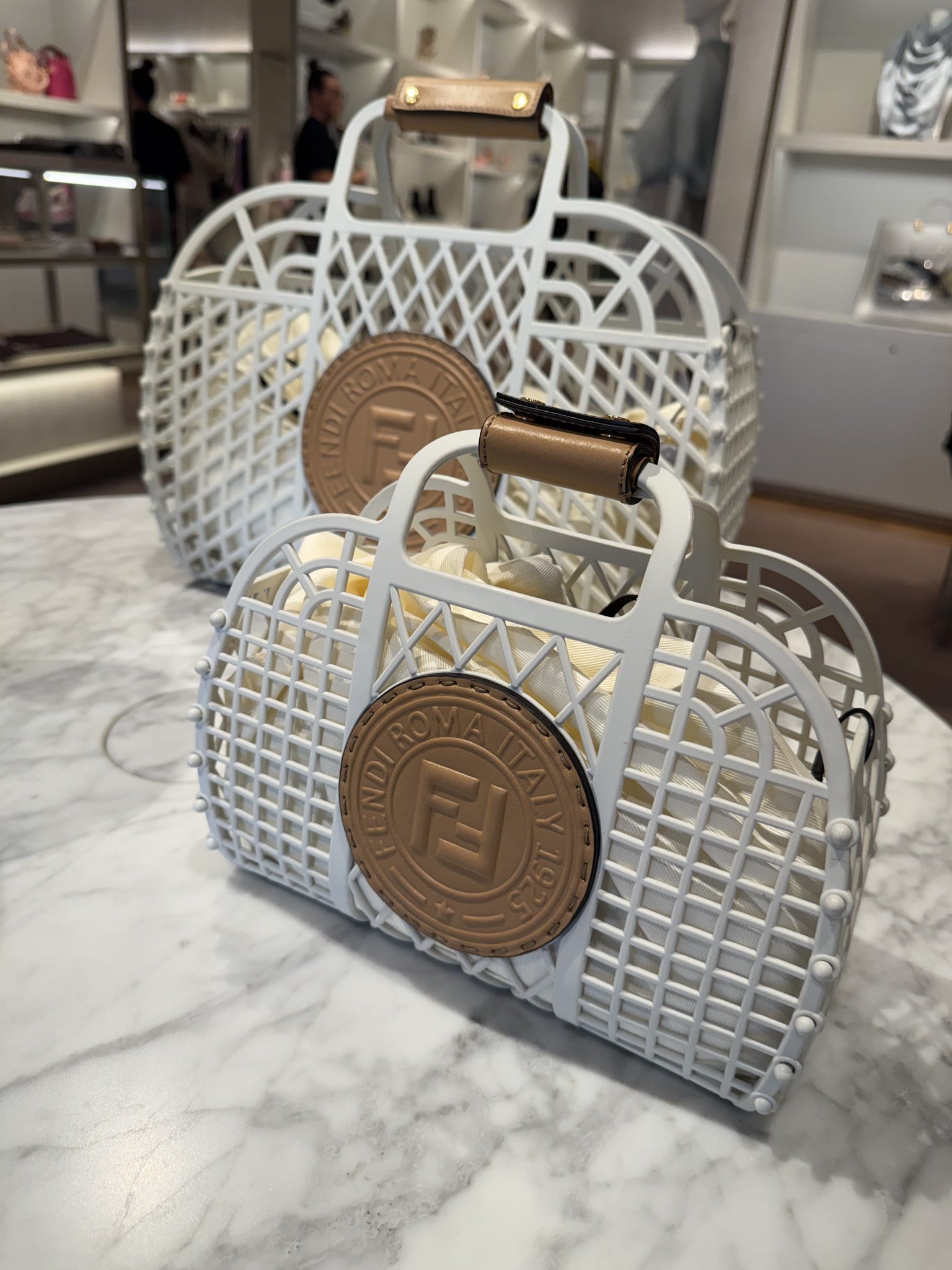 Fendi Mini Basket Bianco IceFendi