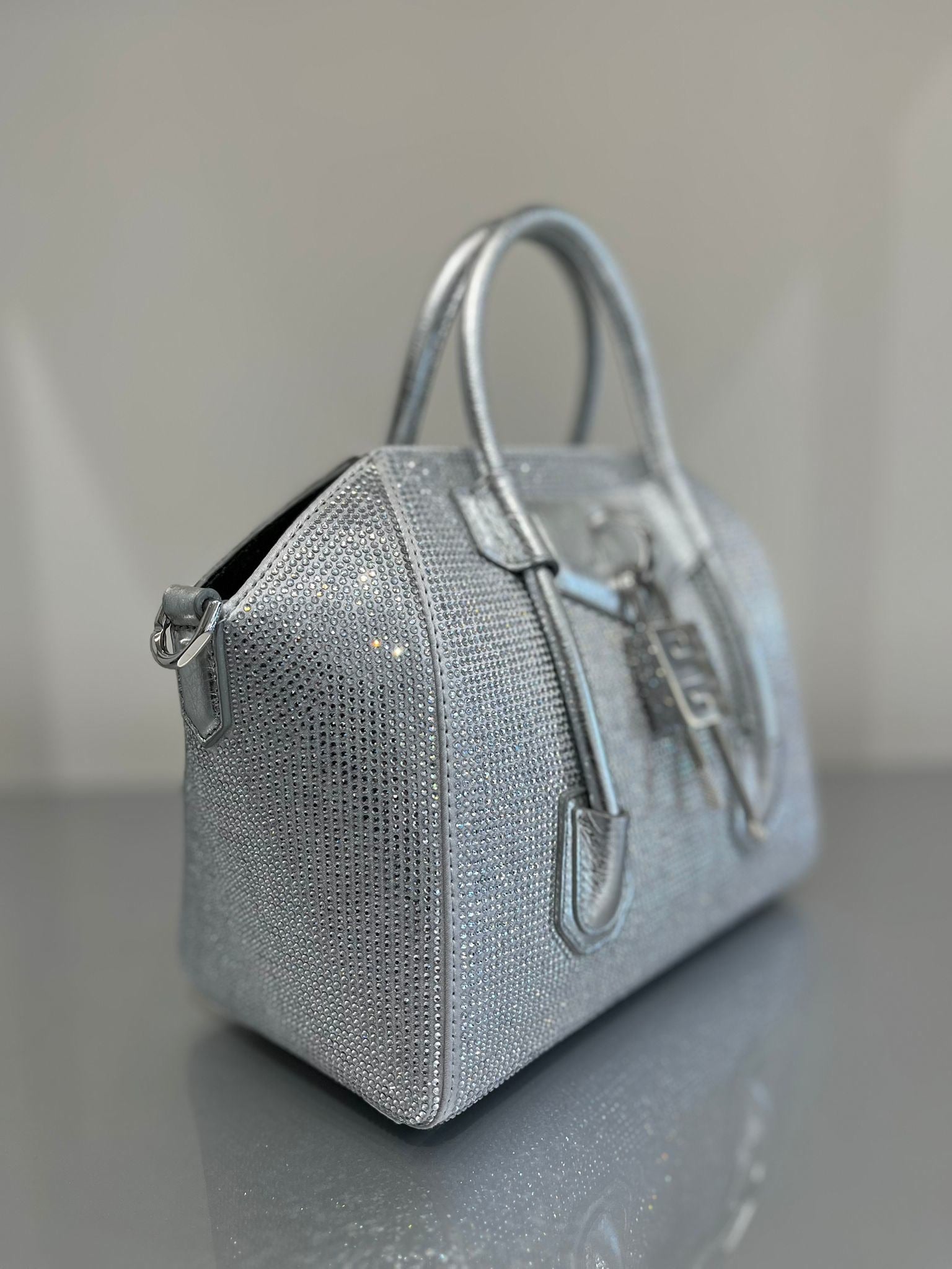 Givenchy Torba Damska Srebrna BB50U0B1QCGivenchy