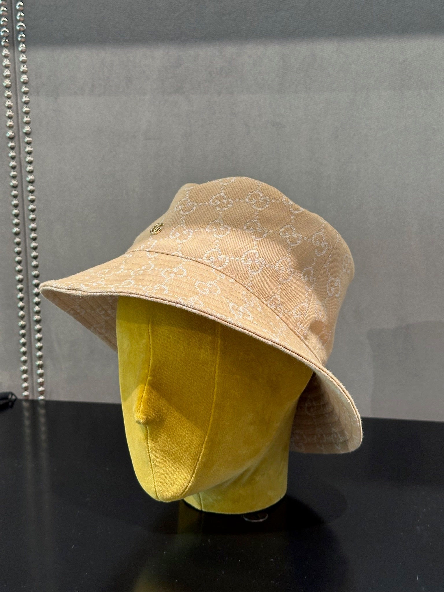 Gucci Hat W Iberide Bob Summer Denim GG BeigeGucci