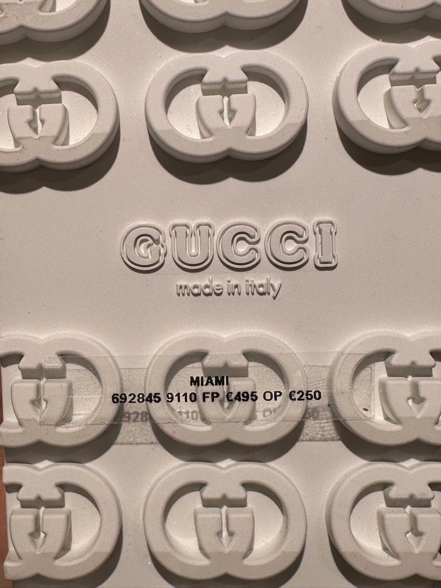 Gucci MIAMIGucci