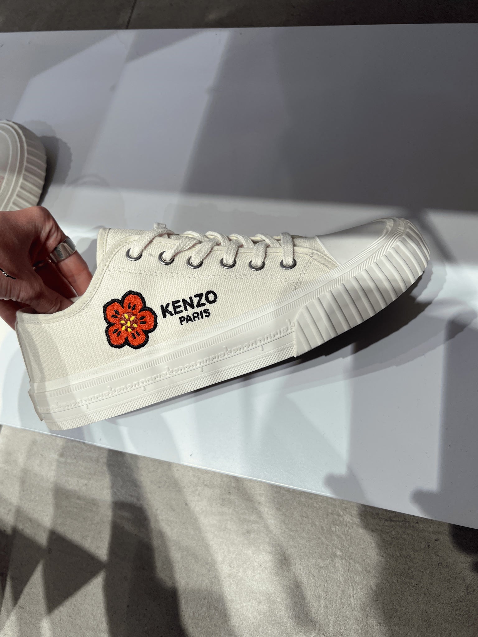 KENZO Białe Damskie Sneakersy Kenzo ParisKenzo