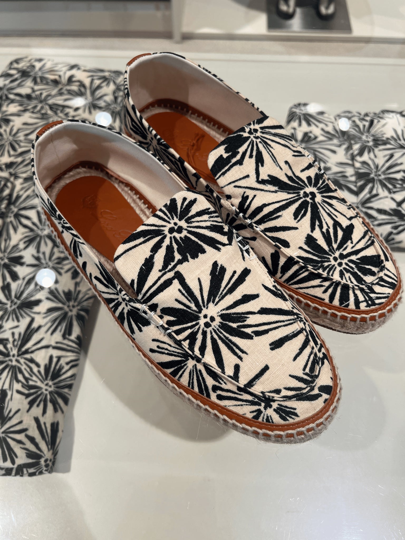 Loro Piana buty Seaside Walk Flower FAO371Loro Piana