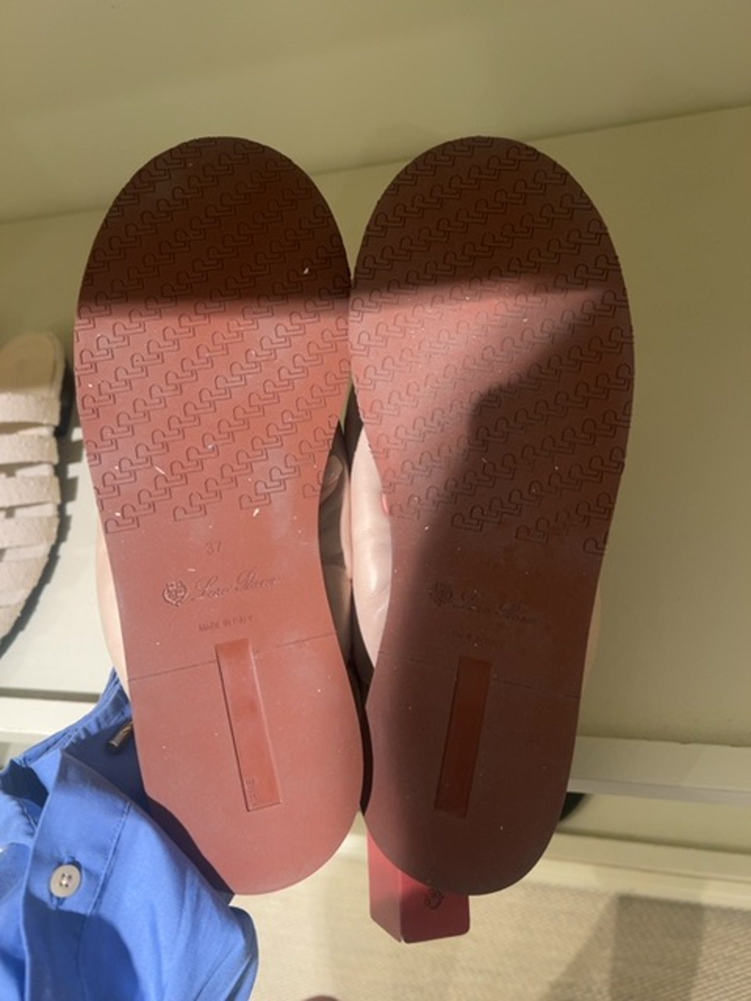 Loro Piana Damskie Sandały Beżowe Izumi Sandal Nappa DOEE FAO1586Loro Piana