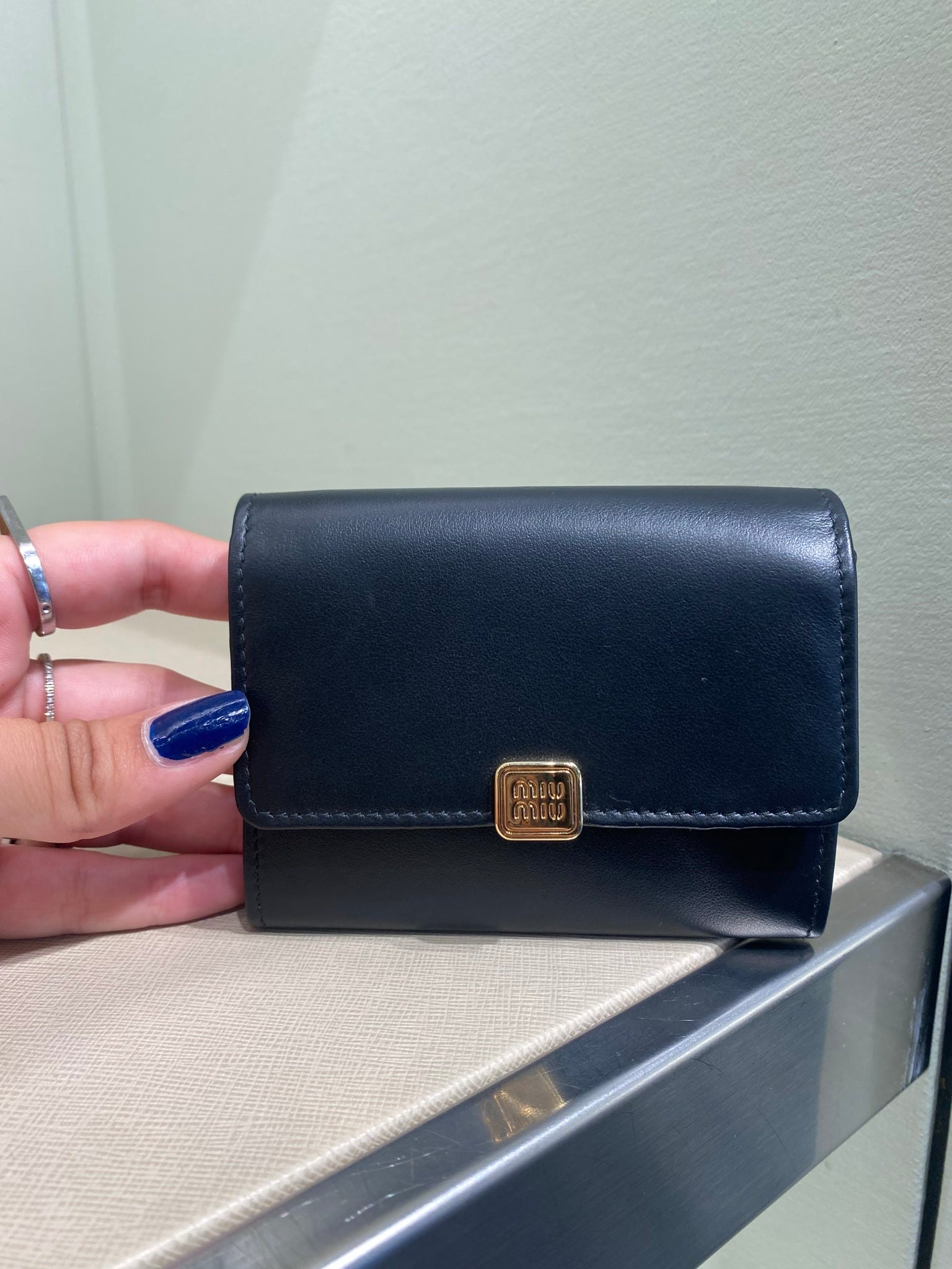 Miu Miu Damskie akcesoria czarne skórzaneMiu Miu