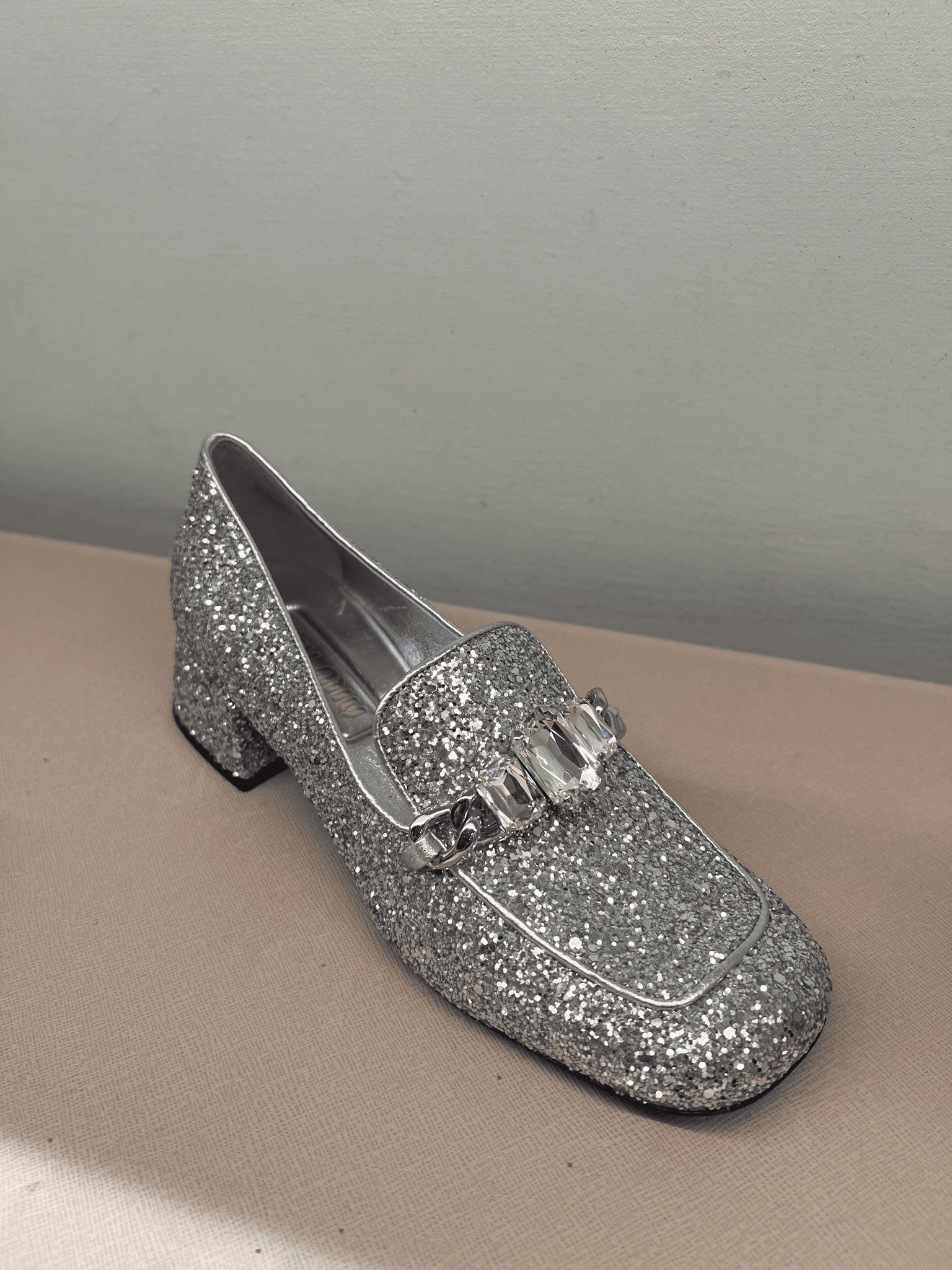 Miu Miu damskie butki srebrne 5D909DMiu Miu