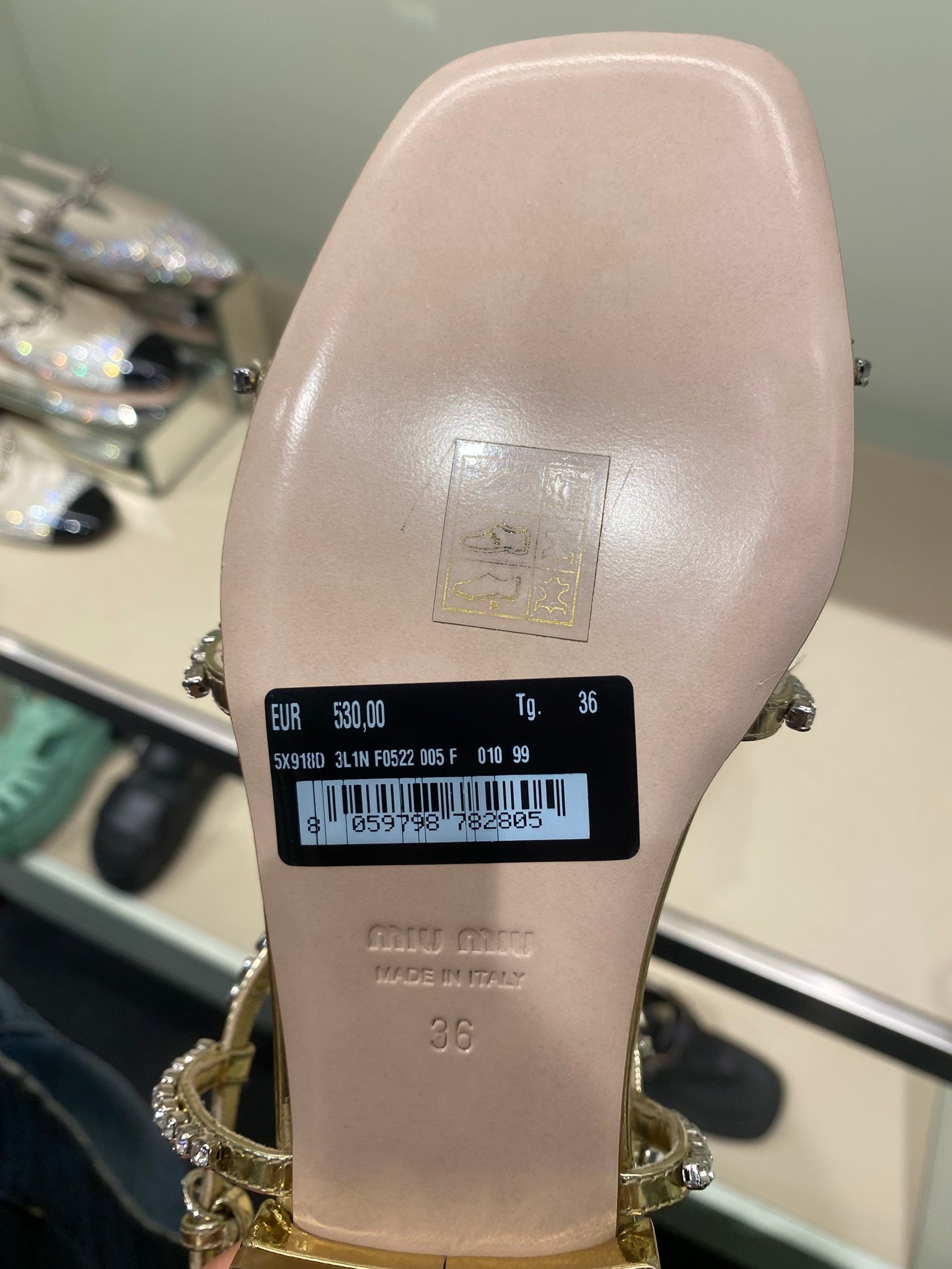 Miu Miu Damskie sandały złoteMiu Miu