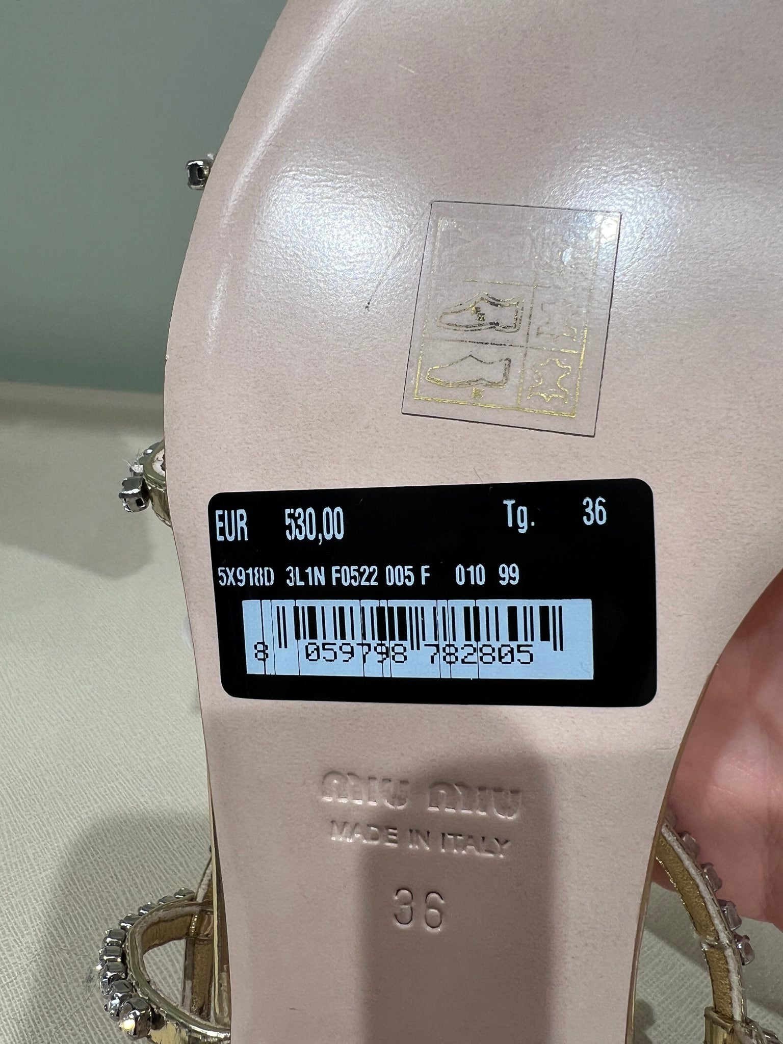 Miu Miu Damskie szpilki złoteMiu Miu