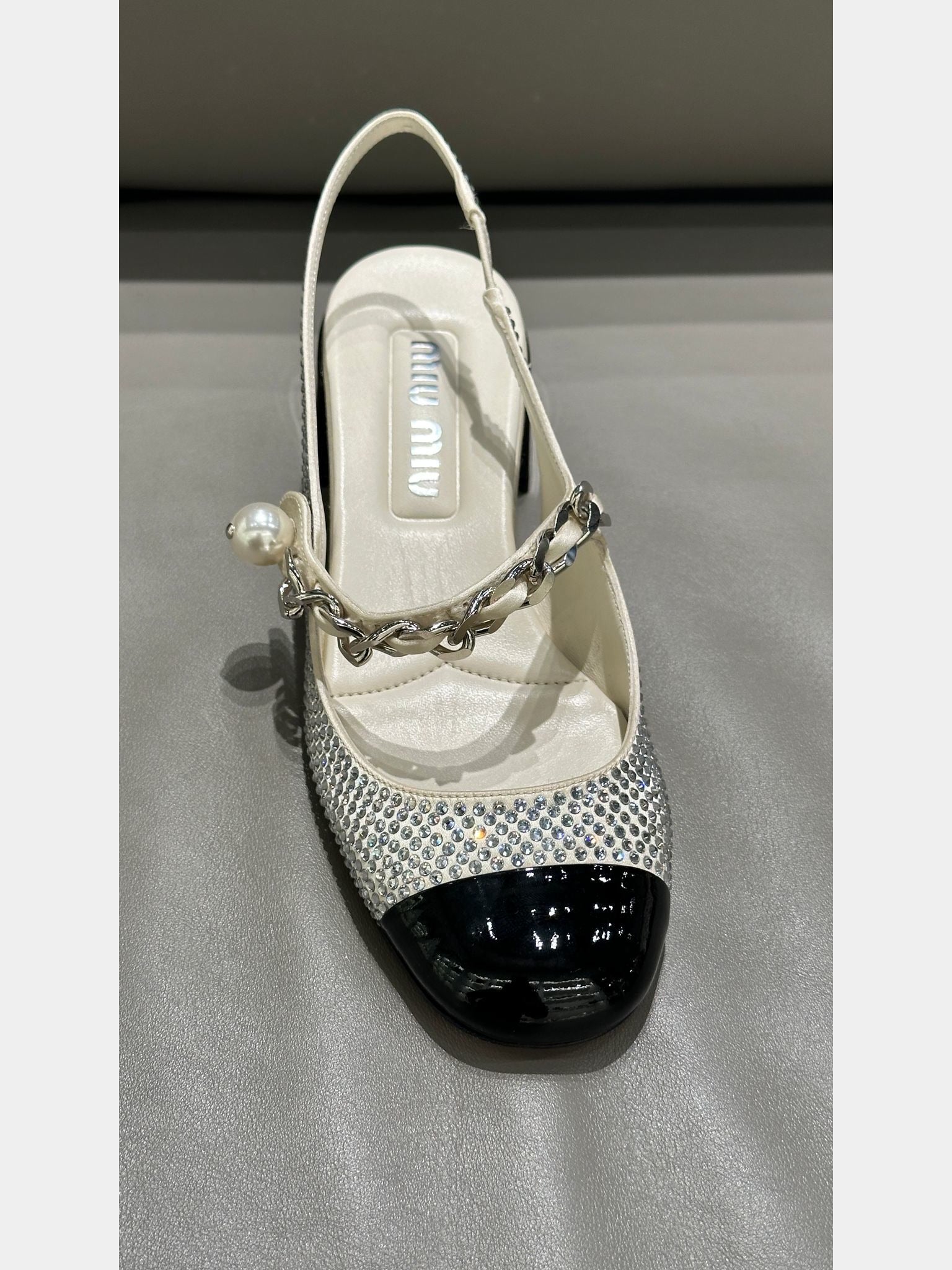 Miu Miu Embellished Slingback PumpsMiu Miu